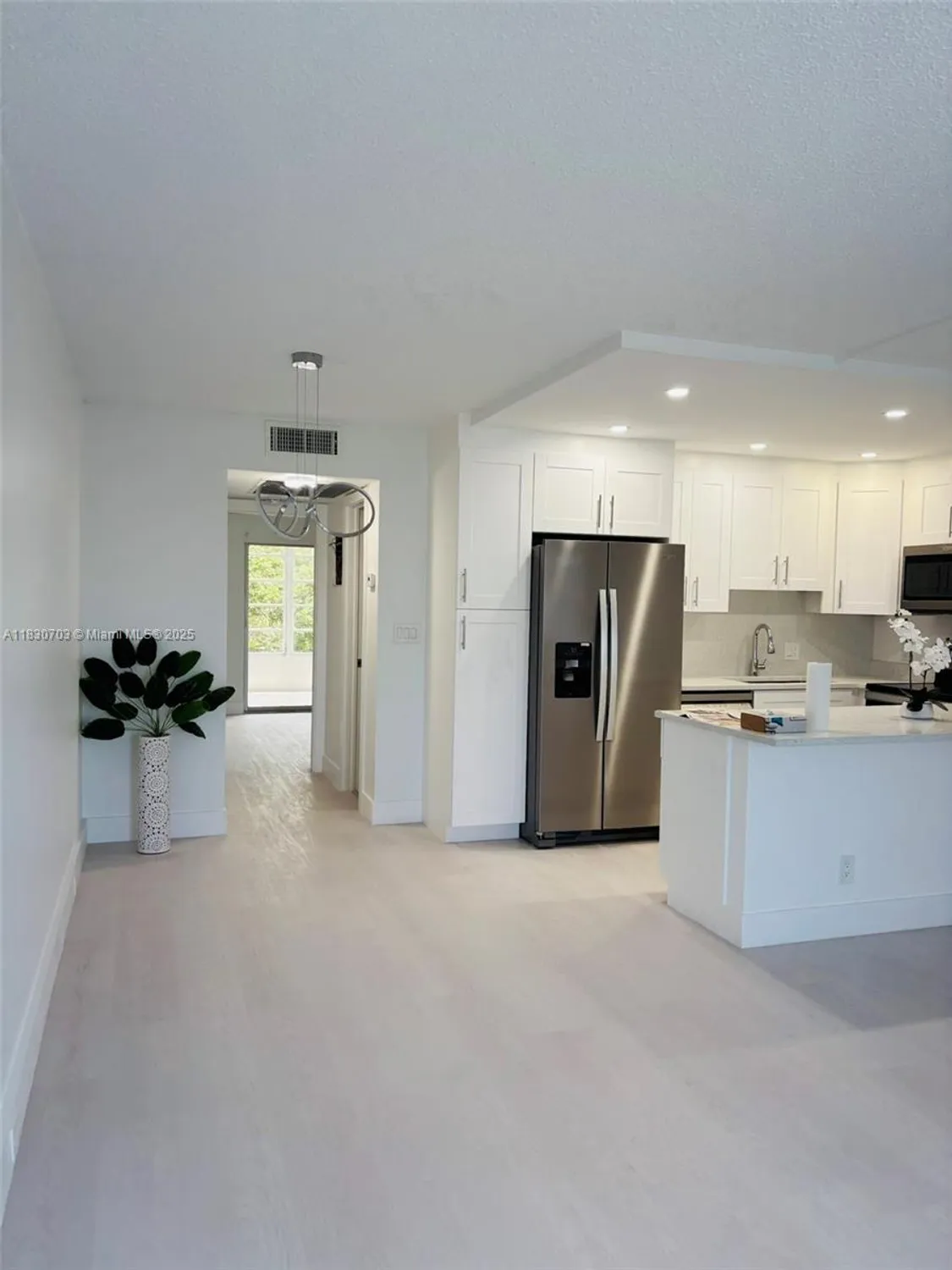 Property Slideshow image 2 of 30 | 4025 ellesmere b # 4025, Deerfield Beach, FL, 33442