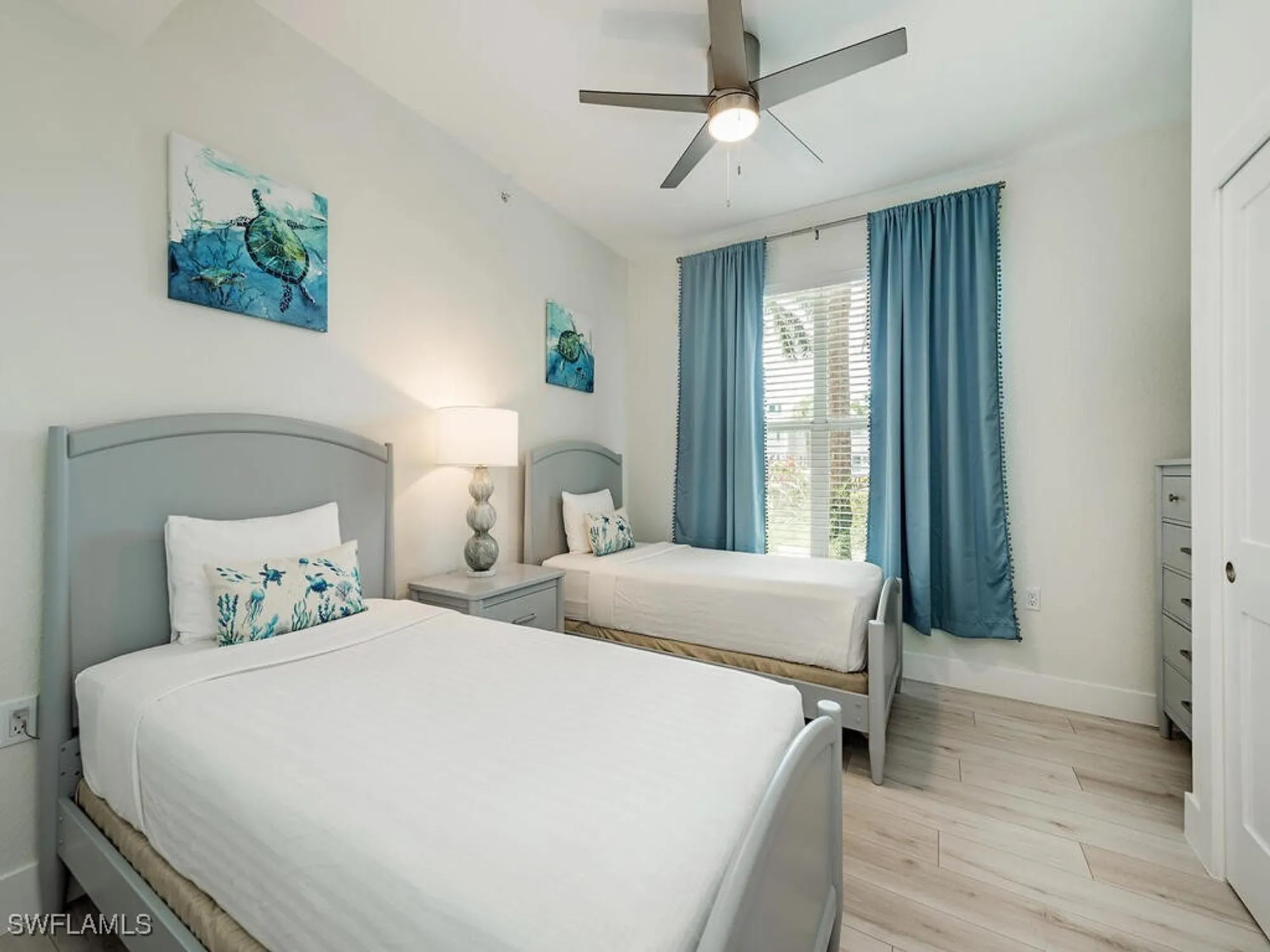 Property Slideshow image 11 of 29 | 7970 mahogany run ln 216, Naples, FL, 34113