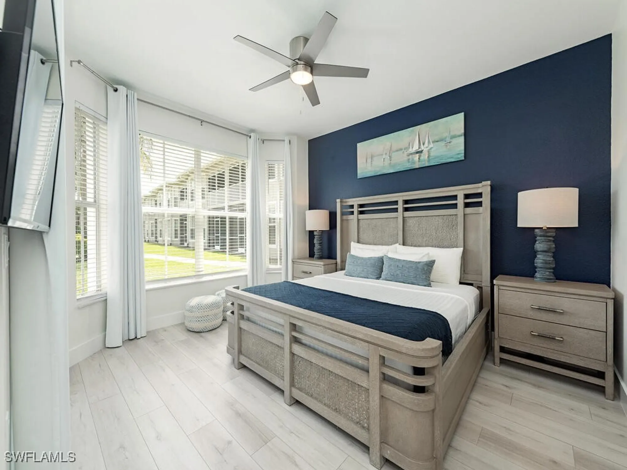 Property Slideshow image 7 of 29 | 7970 mahogany run ln 216, Naples, FL, 34113