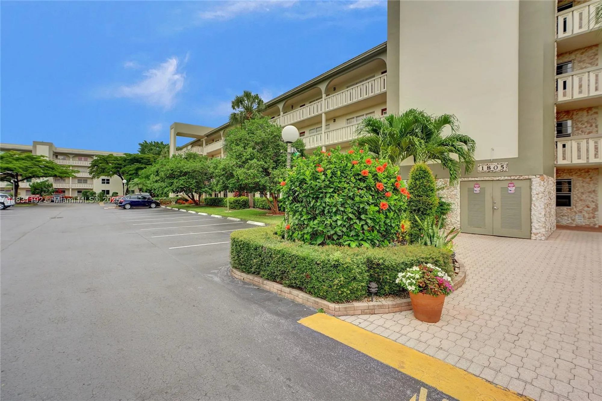 Property Slideshow image 3 of 35 | 1805 eleuthera pt j1, Coconut Creek, FL, 33066