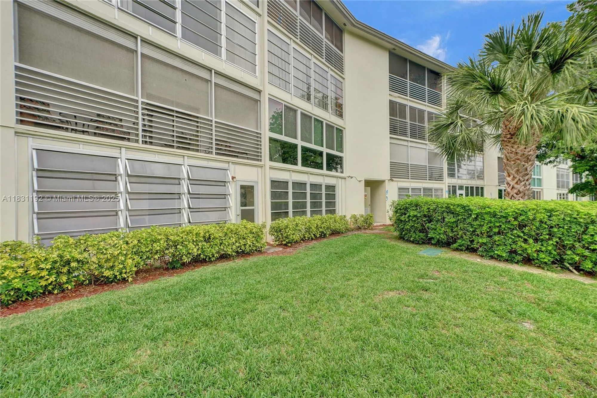 Property Slideshow image 30 of 35 | 1805 eleuthera pt j1, Coconut Creek, FL, 33066