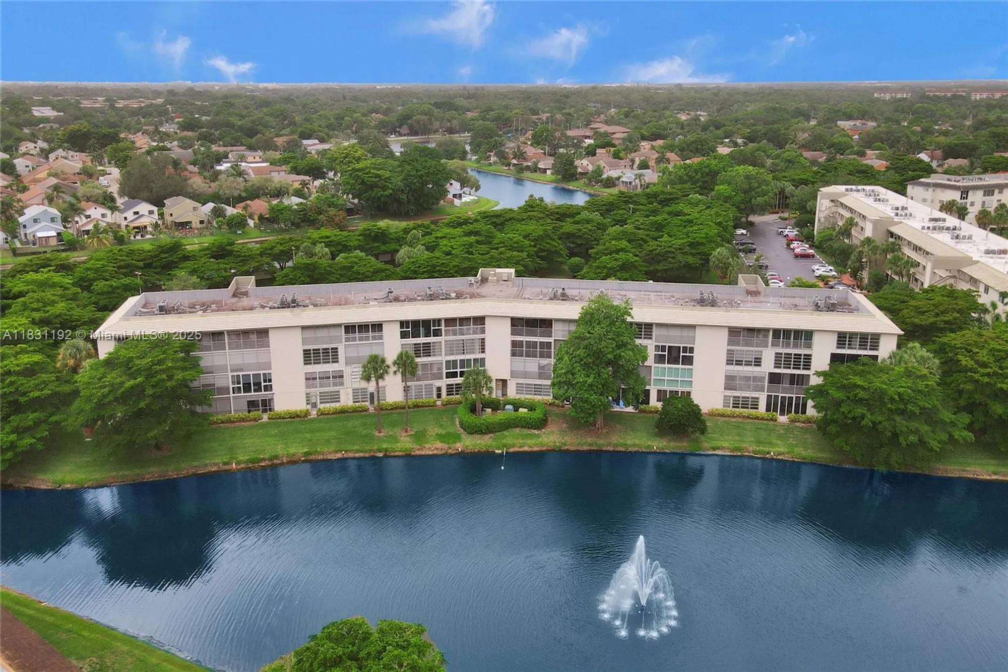 Property Slideshow image 5 of 35 | 1805 eleuthera pt j1, Coconut Creek, FL, 33066