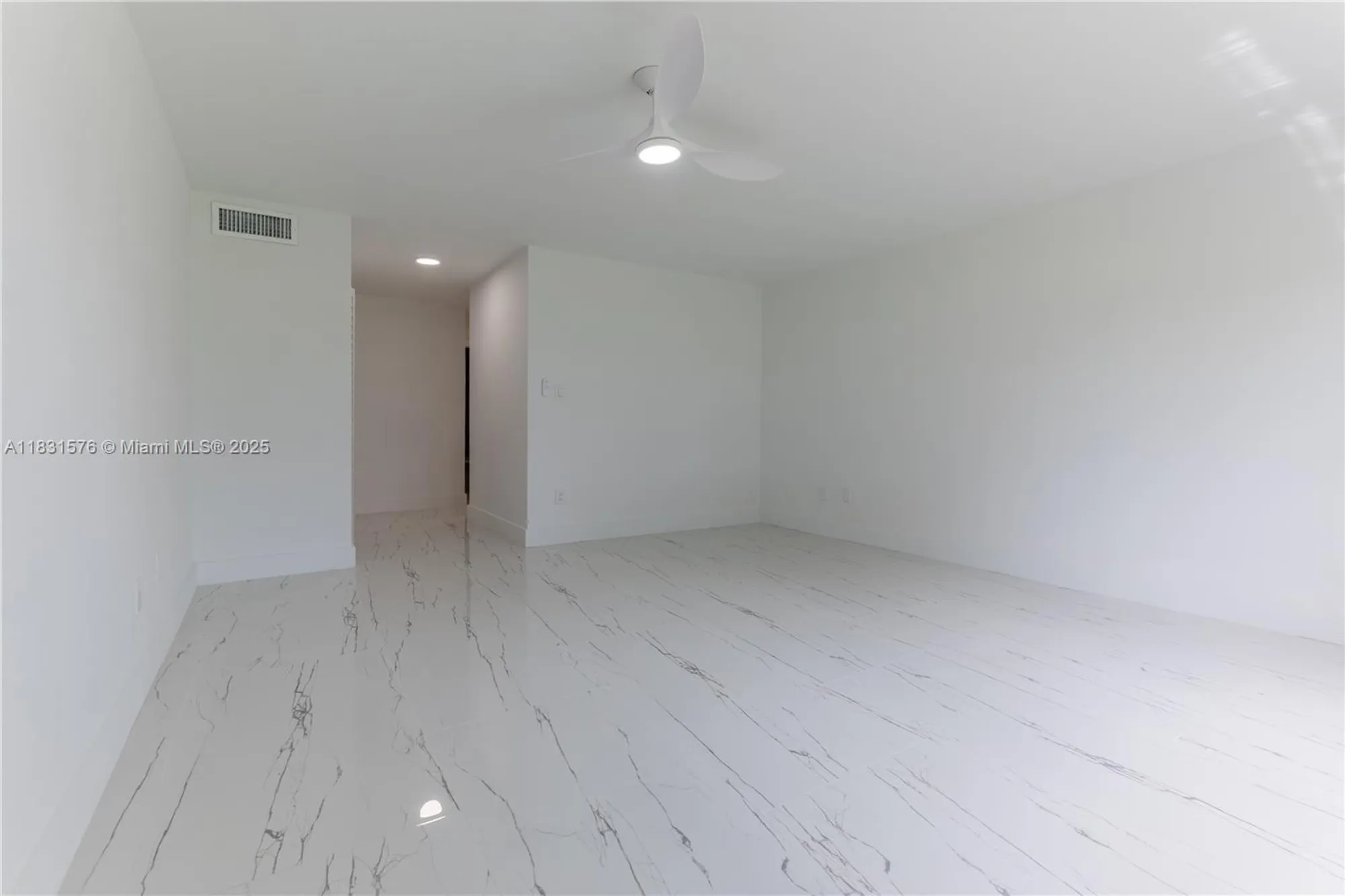 Property Slideshow image 26 of 56 | 8435 casa del lago apt 22c, Boca Raton, FL, 33433