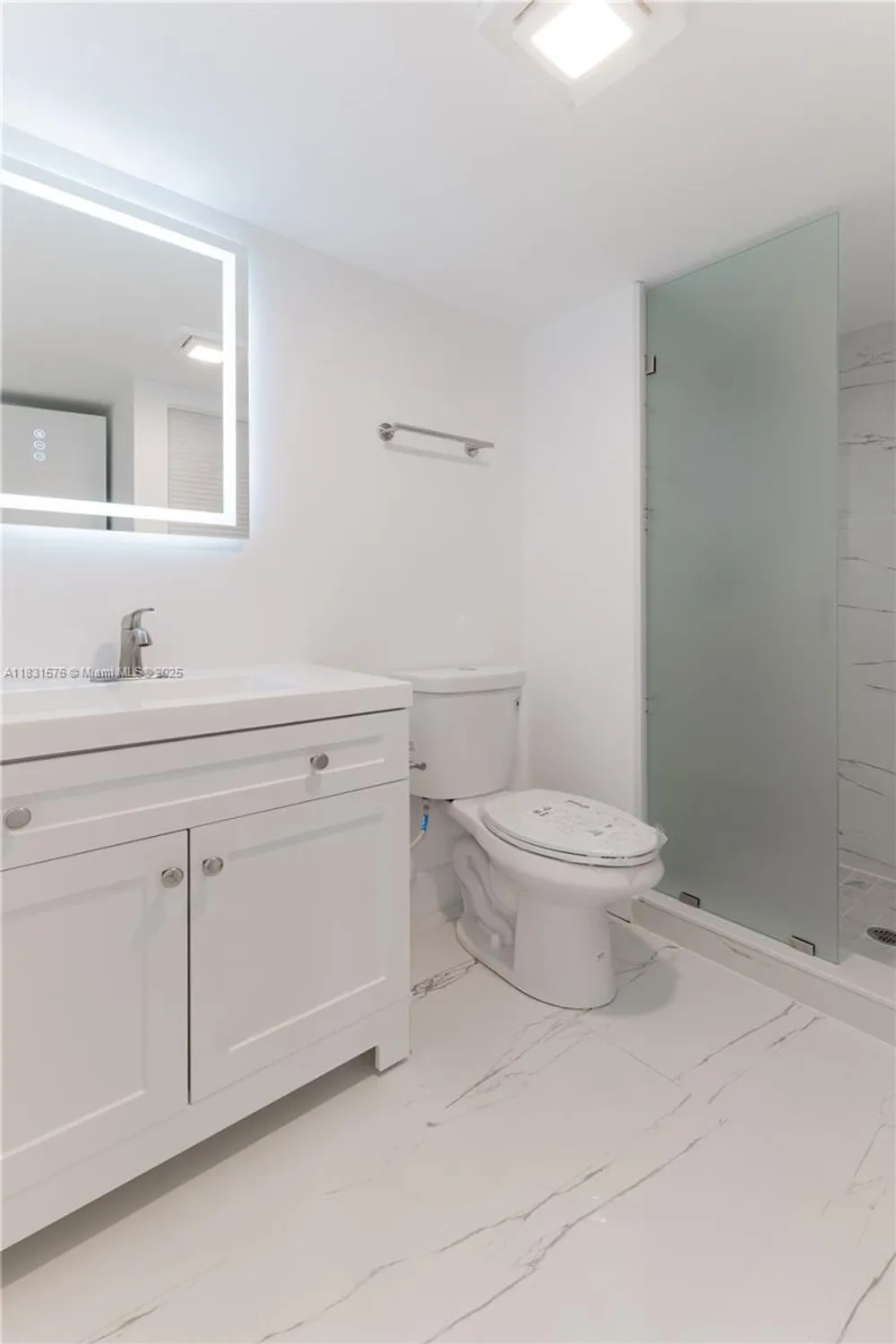 Property Slideshow image 35 of 56 | 8435 casa del lago apt 22c, Boca Raton, FL, 33433