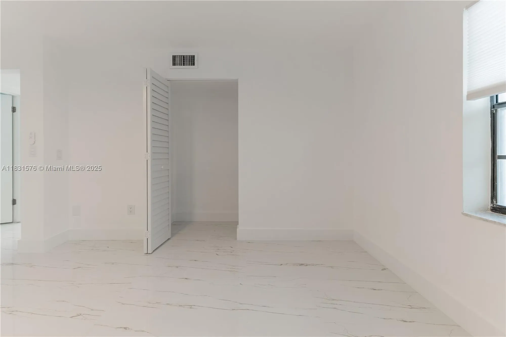 Property Slideshow image 41 of 56 | 8435 casa del lago apt 22c, Boca Raton, FL, 33433