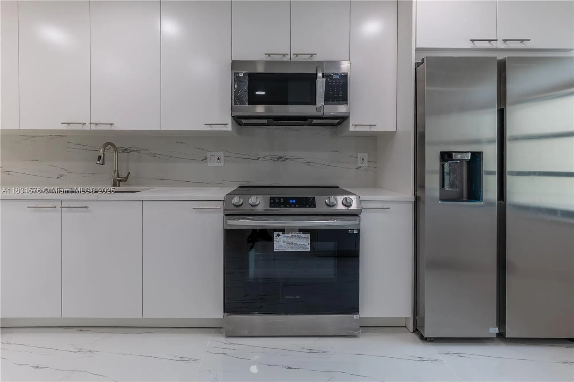 Property Slideshow image 7 of 56 | 8435 casa del lago apt 22c, Boca Raton, FL, 33433