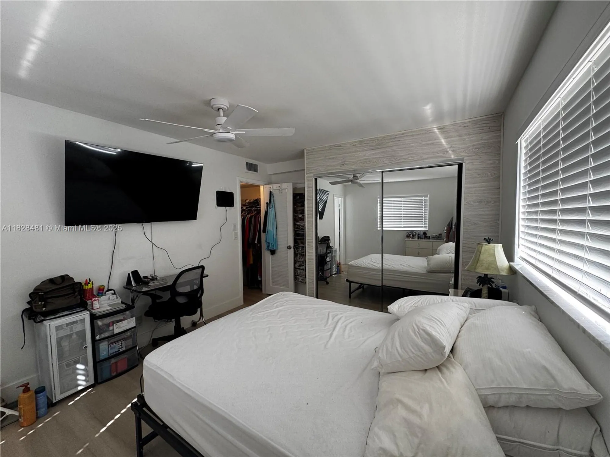 Property Slideshow image 24 of 35 | 19 abbey ln 108, Delray Beach, FL, 33446