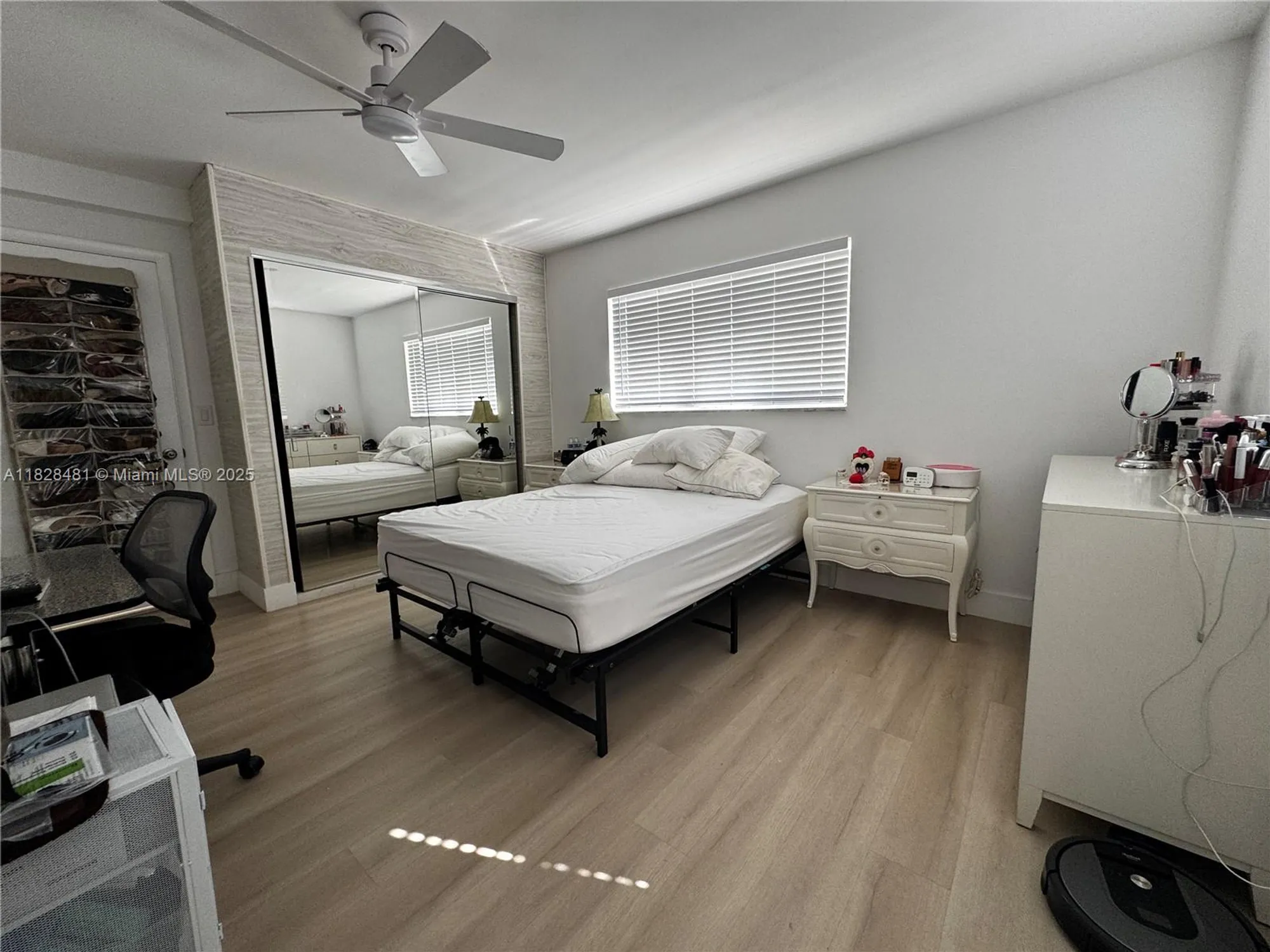 Property Slideshow image 21 of 35 | 19 abbey ln 108, Delray Beach, FL, 33446