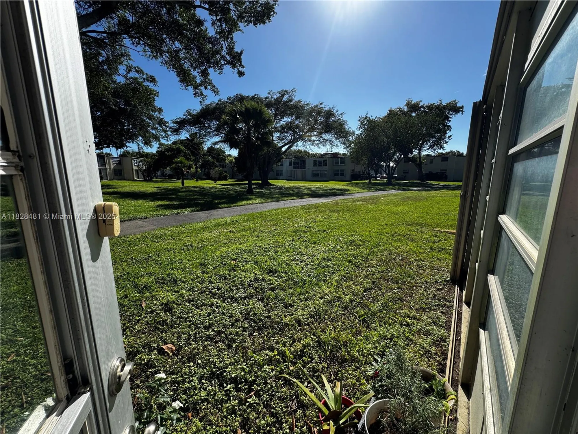 Property Slideshow image 35 of 35 | 19 abbey ln 108, Delray Beach, FL, 33446