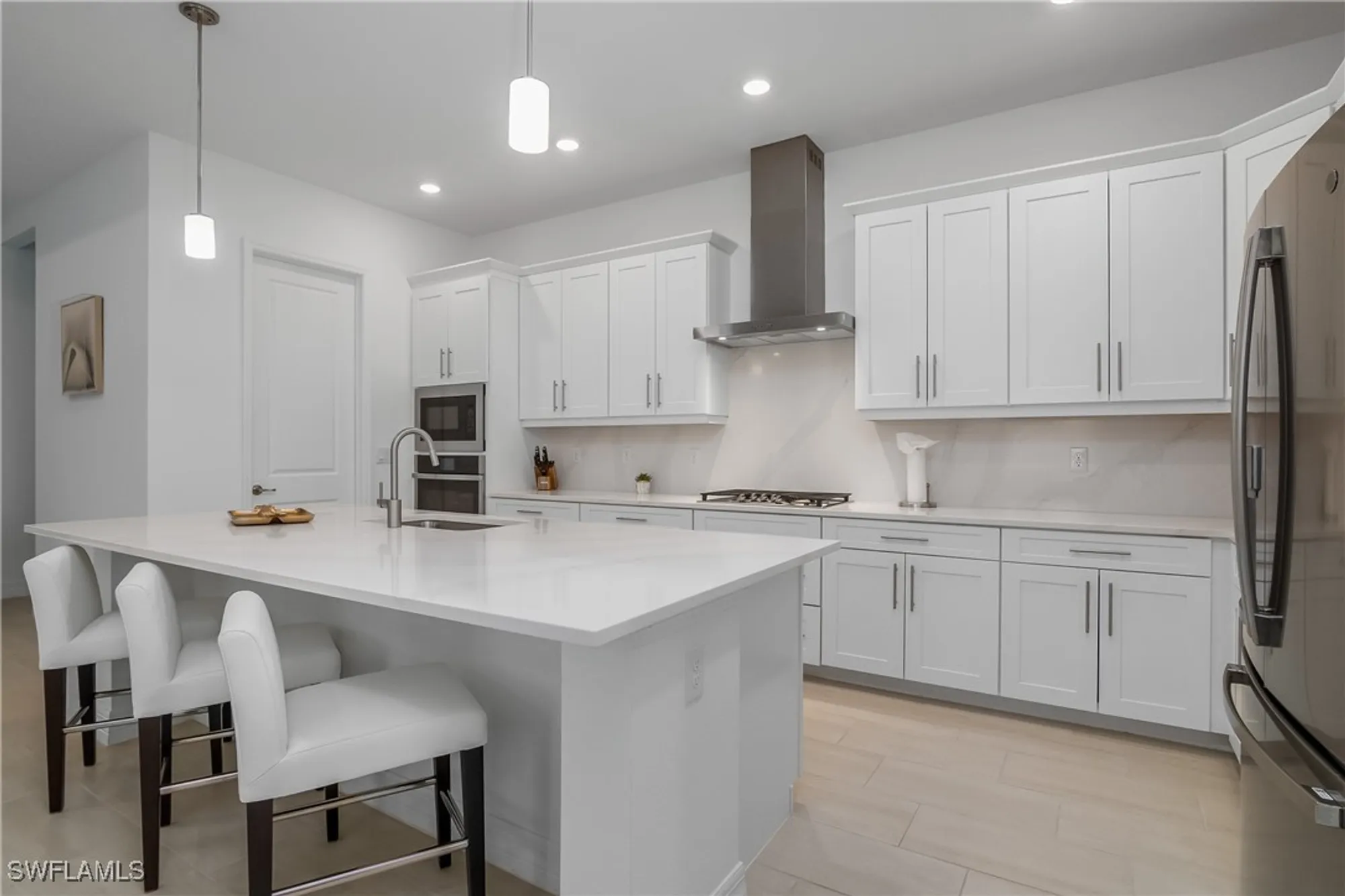 Property Slideshow image 27 of 50 | 13987 blue bay cir, Fort Myers, FL, 33913