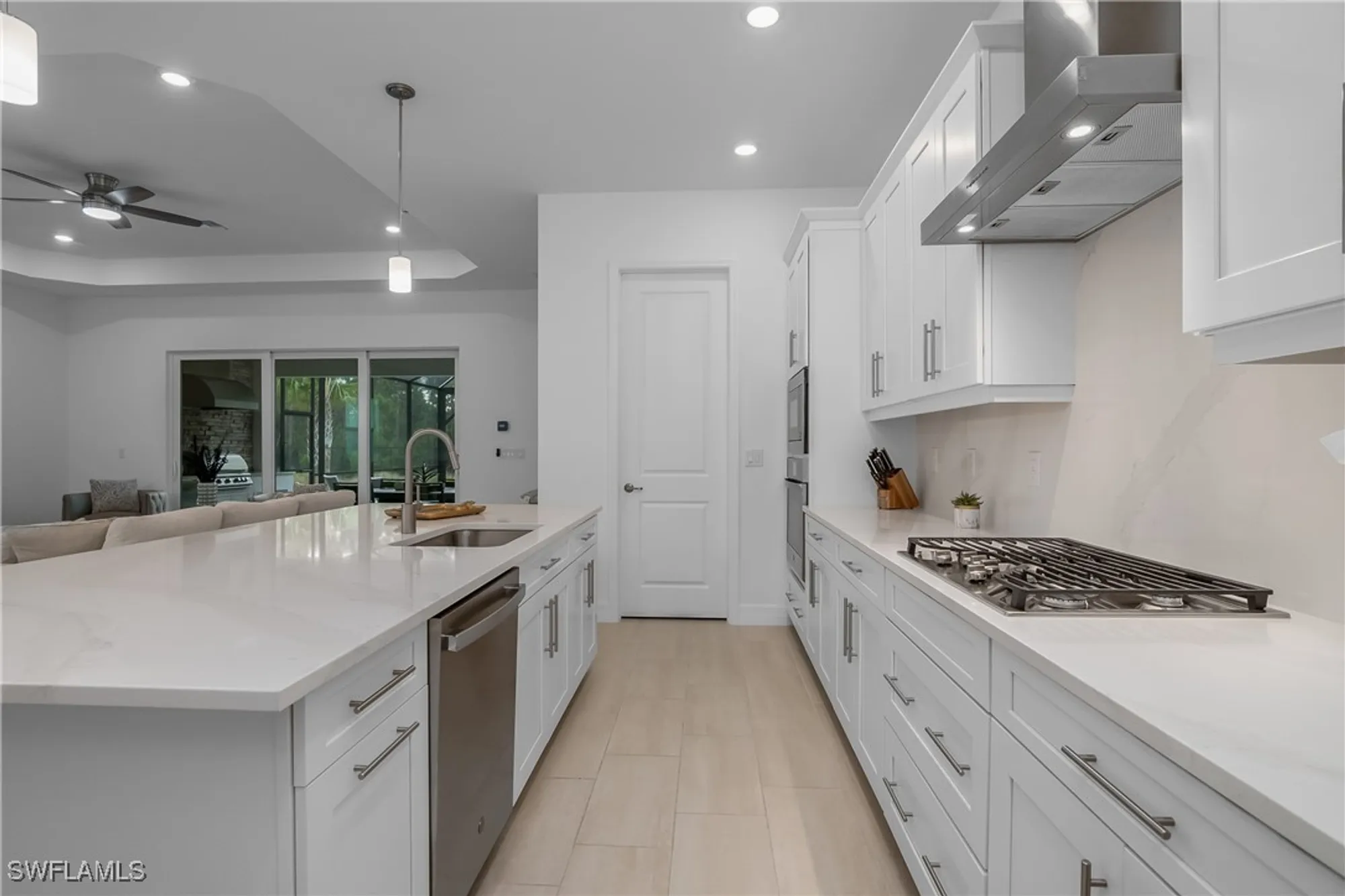 Property Slideshow image 29 of 50 | 13987 blue bay cir, Fort Myers, FL, 33913