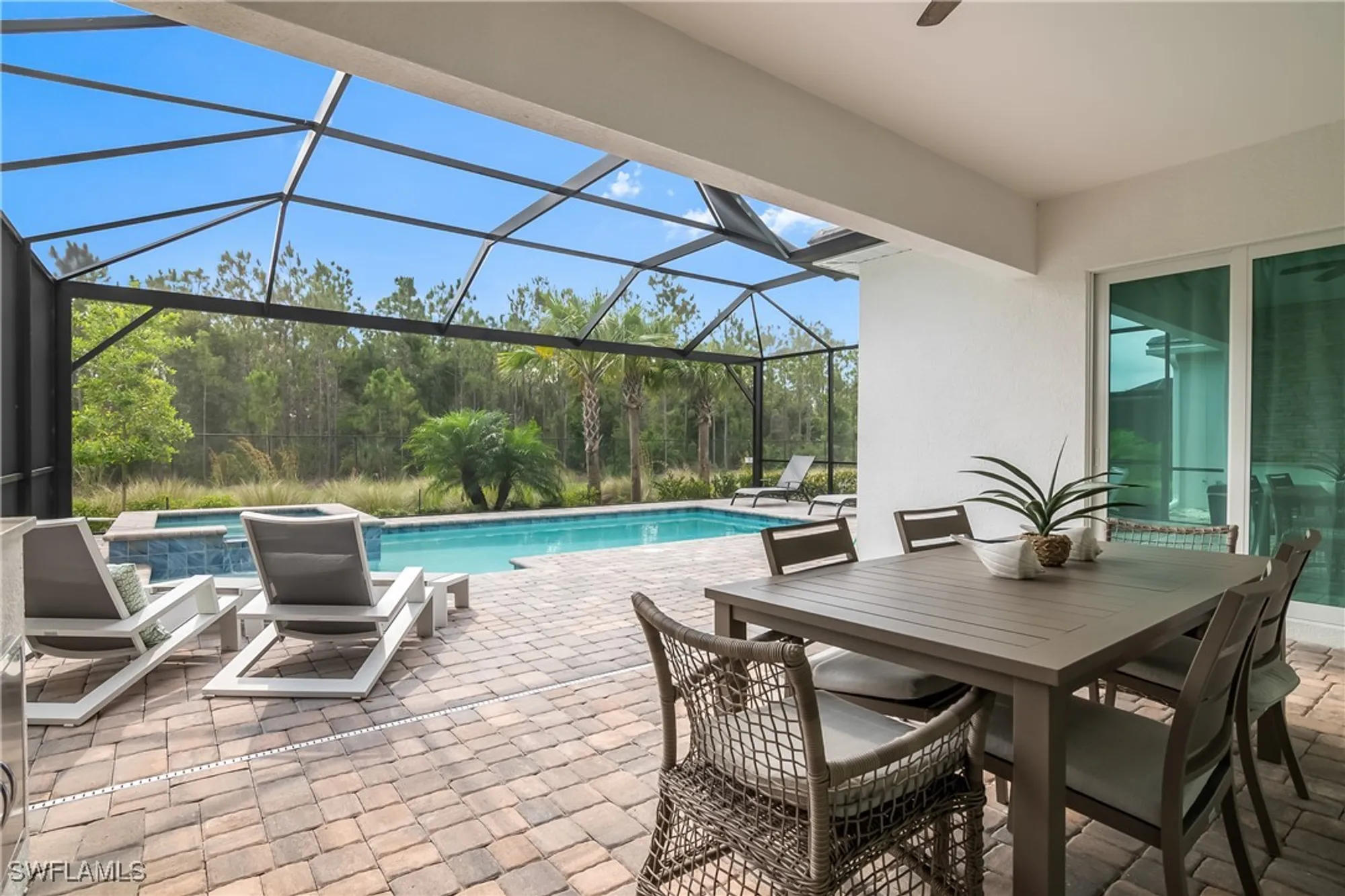 Property Slideshow image 37 of 50 | 13987 blue bay cir, Fort Myers, FL, 33913