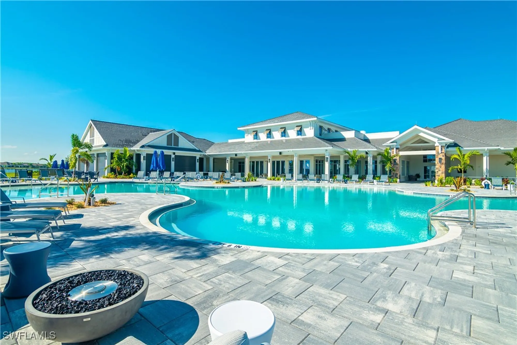 Property Slideshow image 42 of 50 | 13987 blue bay cir, Fort Myers, FL, 33913