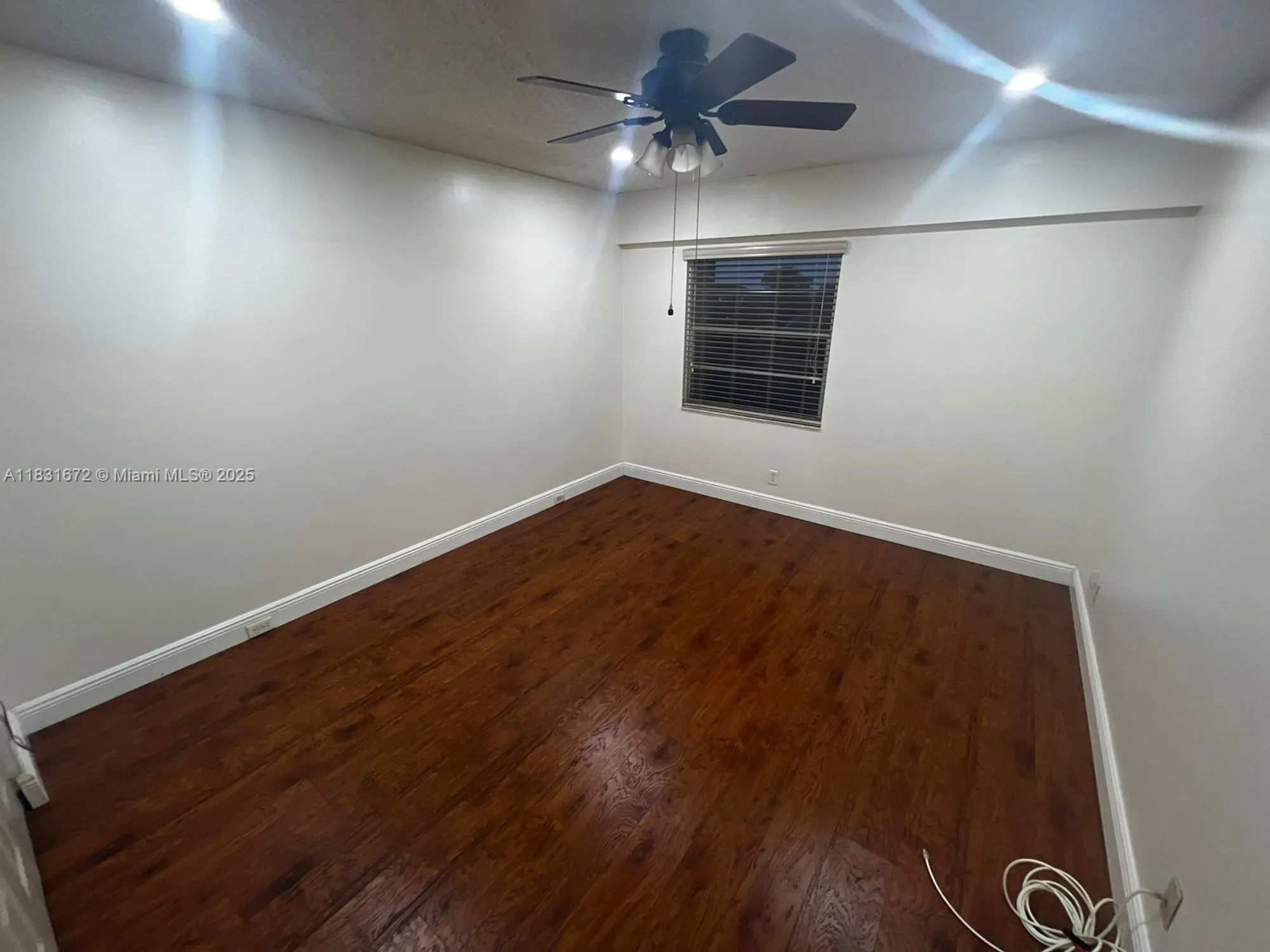Property Slideshow image 11 of 24 | 1551 sw 135th ter 405g, Pembroke Pines, FL, 33027