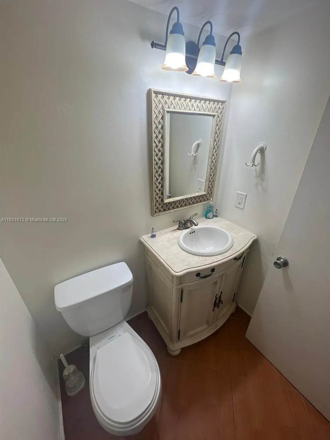 Property Slideshow image 9 of 24 | 1551 sw 135th ter 405g, Pembroke Pines, FL, 33027