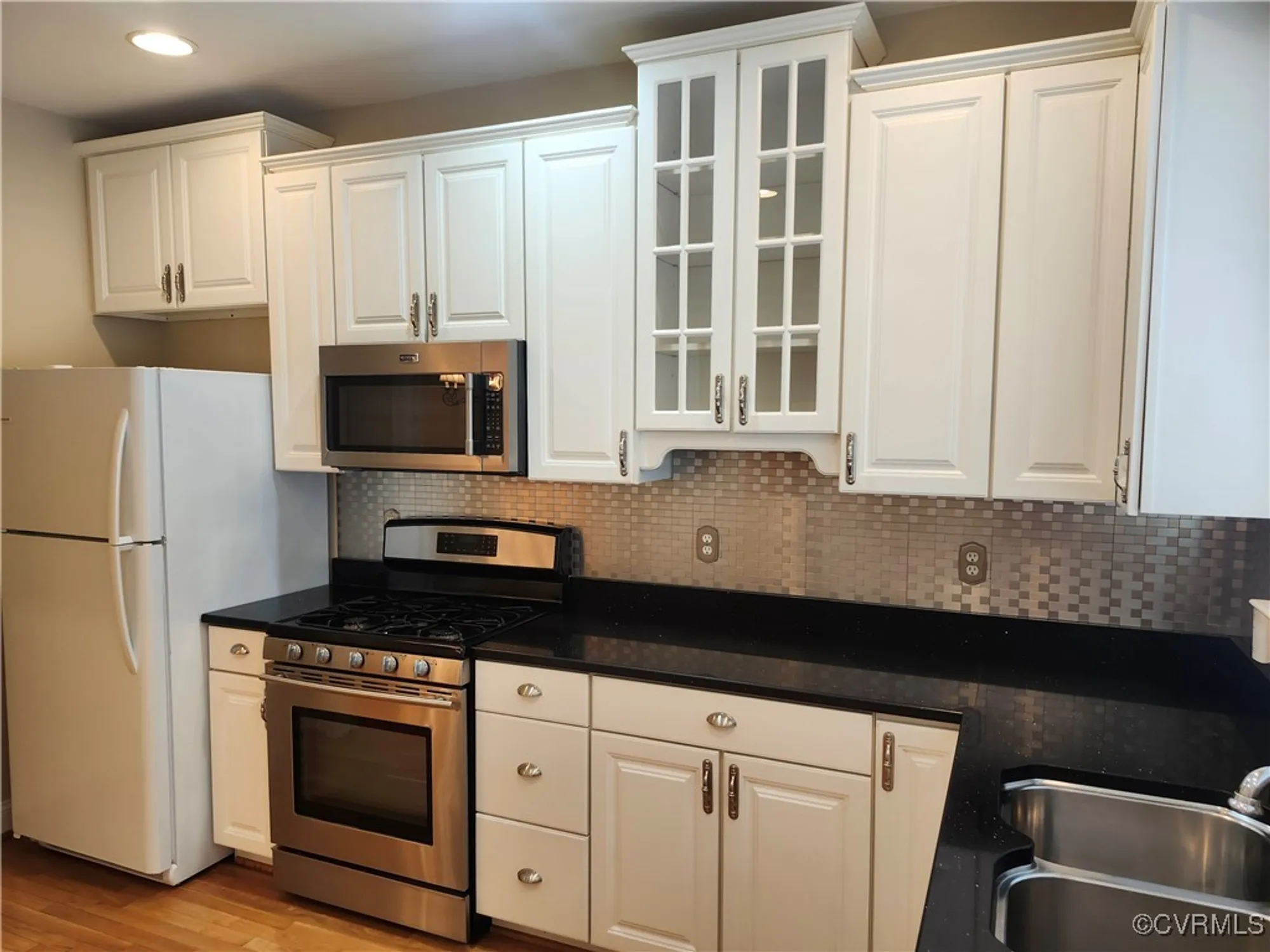 Property Slideshow image 9 of 20 | 3902 amberleigh blvd, North Chesterfield, VA, 23236