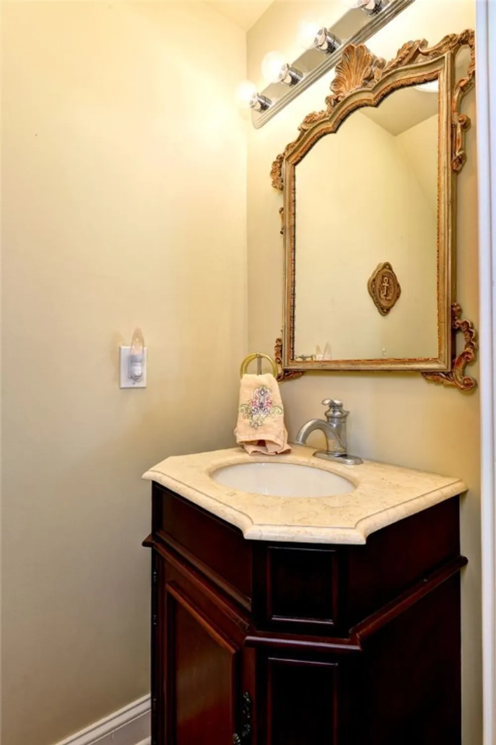 Property Slideshow image 19 of 50 | 140 mid ocean, Williamsburg, VA, 23188