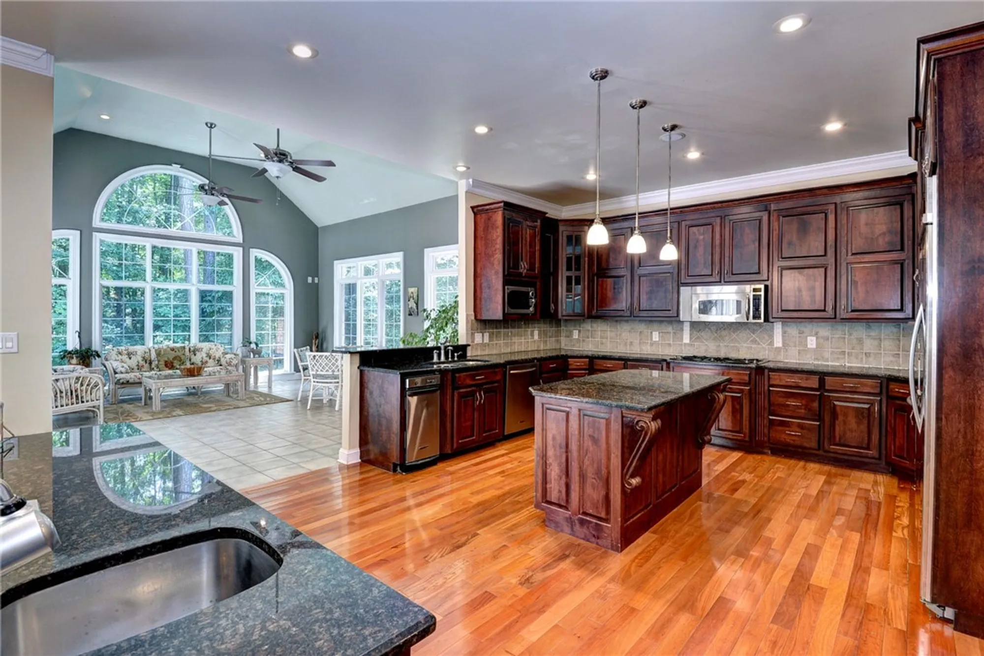 Property Slideshow image 11 of 50 | 140 mid ocean, Williamsburg, VA, 23188