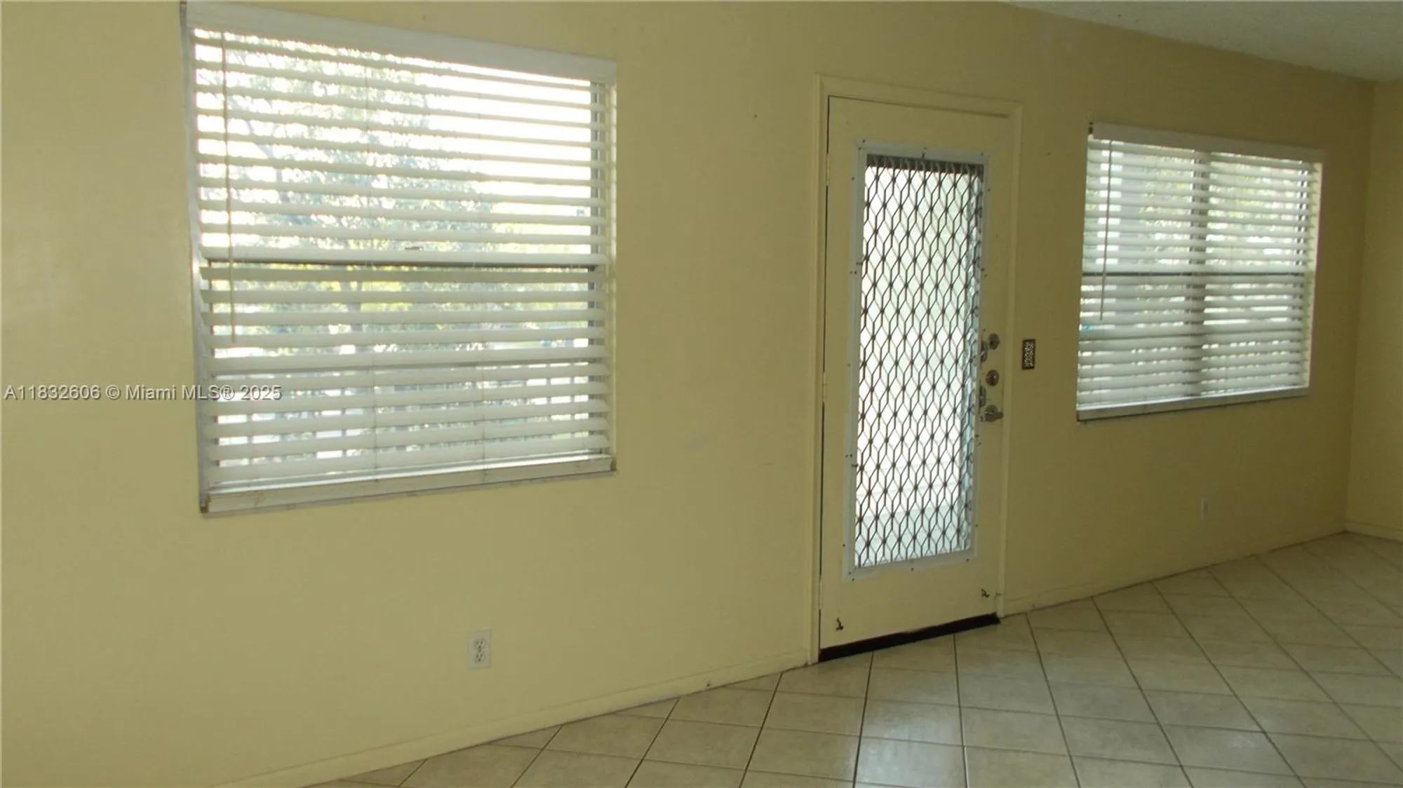Property Slideshow image 10 of 23 | 13550 sw 6th ct a208, Pembroke Pines, FL, 33027