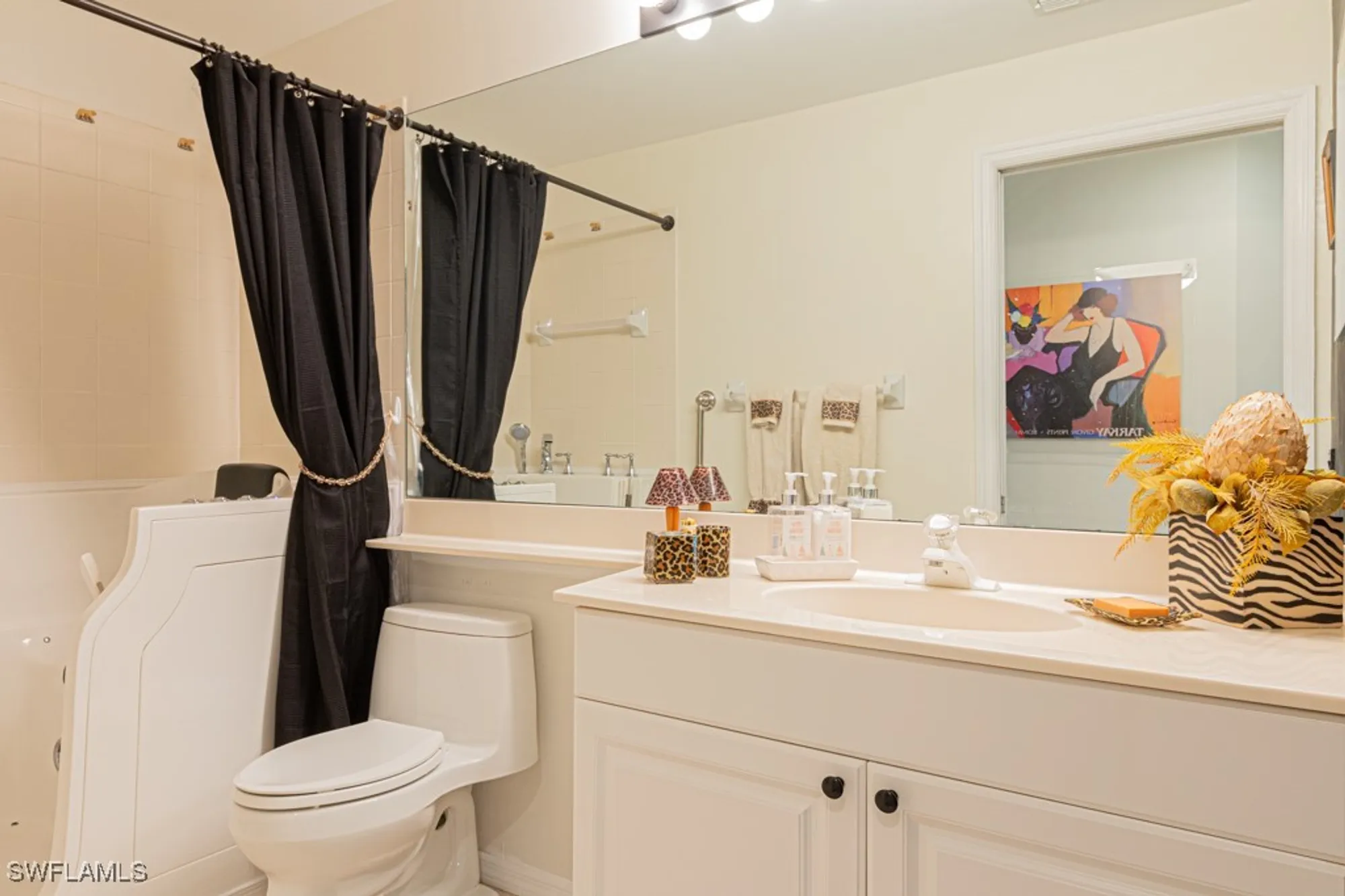 Property Slideshow image 33 of 42 | 3281 crossings ct 101, Bonita Springs, FL, 34134