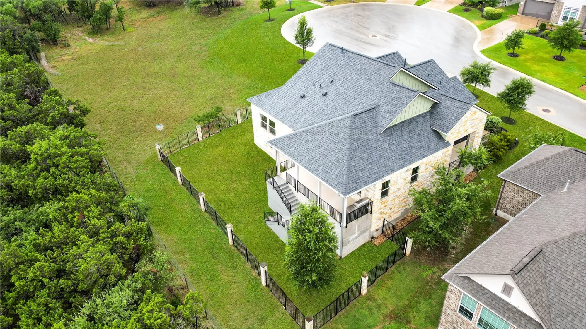 Property Slideshow image 29 of 37 | 517 freeing oak st, San Marcos, TX, 78666