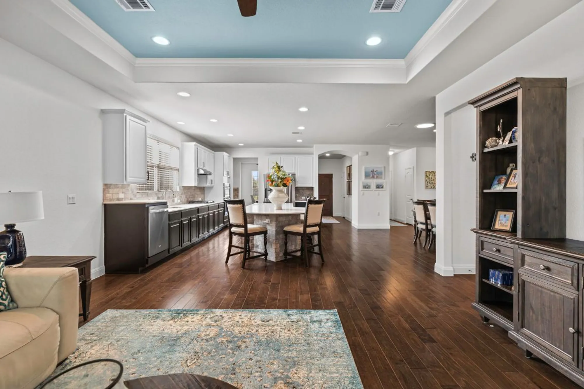 Property Slideshow image 14 of 36 | 706 kite ridge st, Georgetown, TX, 78633