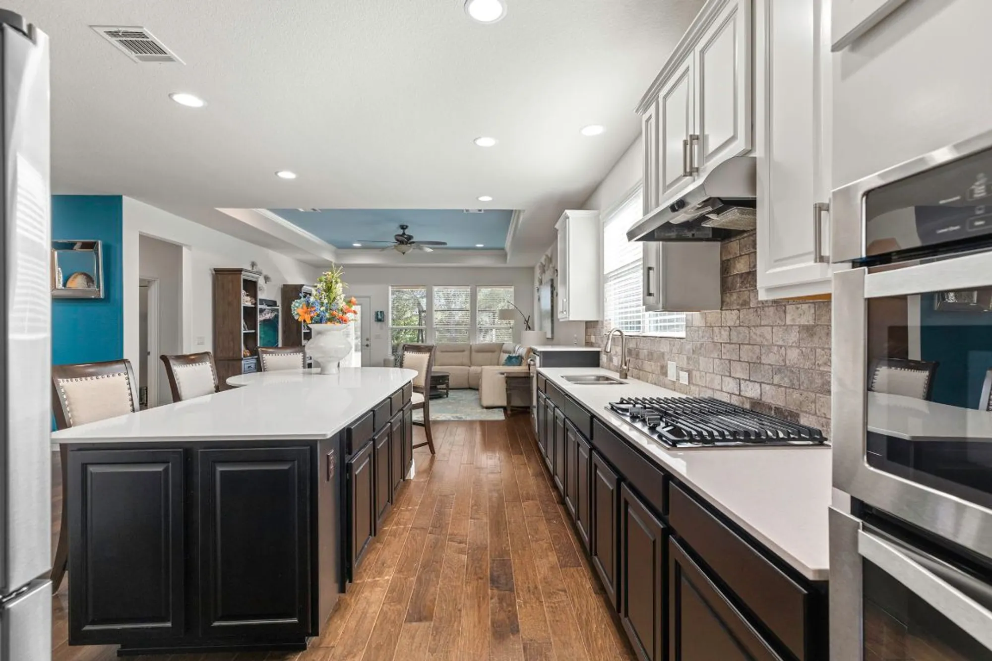 Property Slideshow image 18 of 36 | 706 kite ridge st, Georgetown, TX, 78633