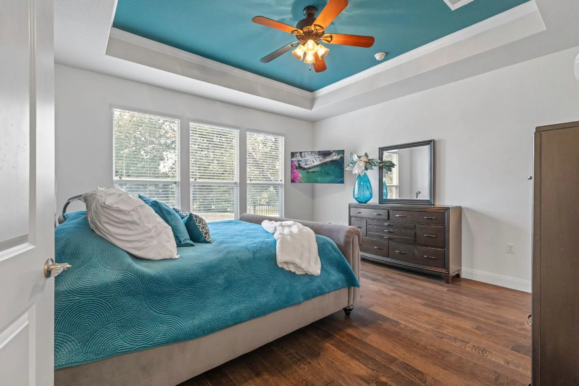 Property Slideshow image 24 of 36 | 706 kite ridge st, Georgetown, TX, 78633