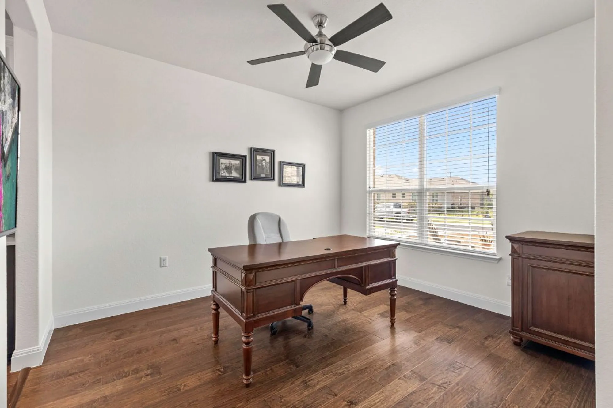 Property Slideshow image 22 of 36 | 706 kite ridge st, Georgetown, TX, 78633