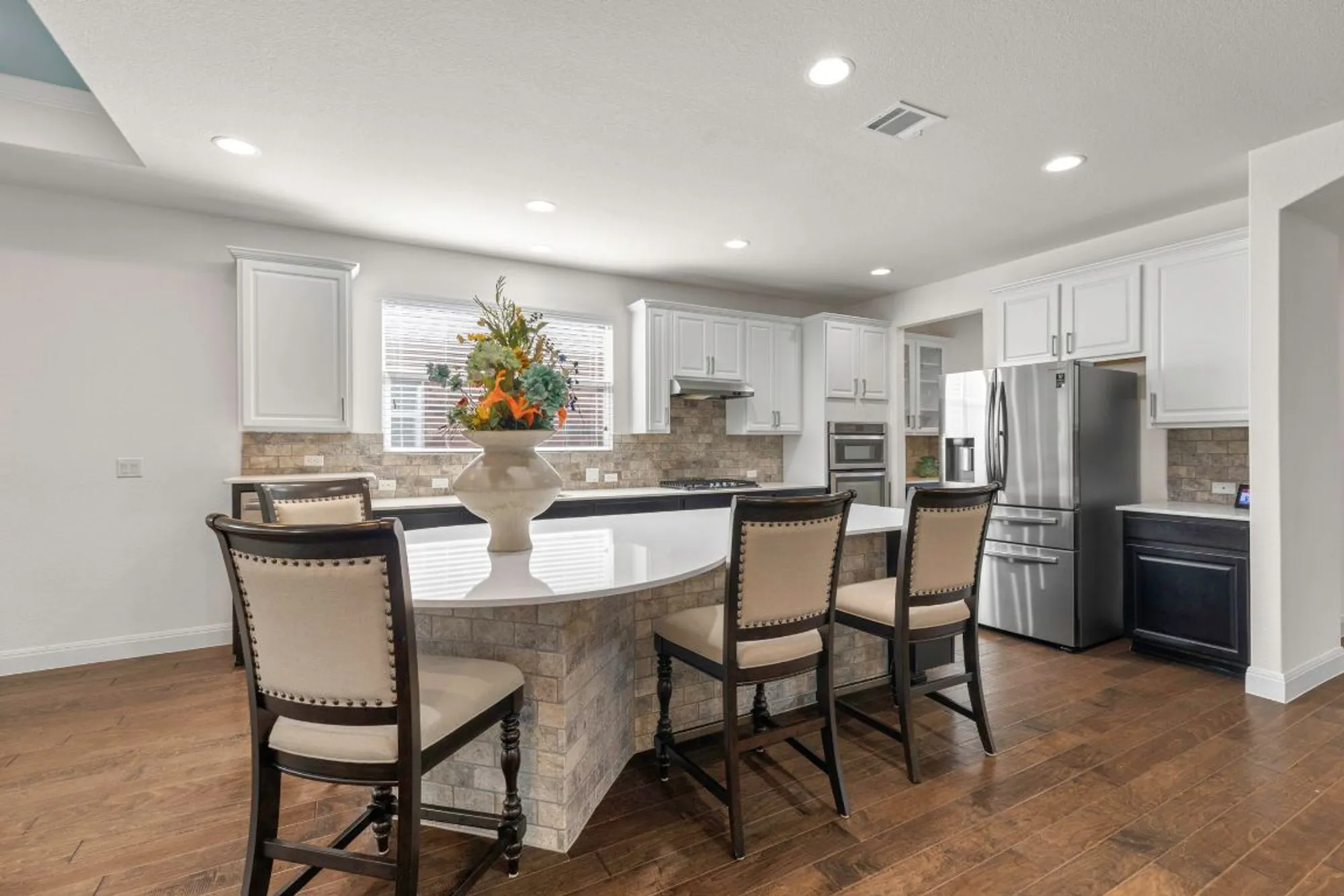 Property Slideshow image 3 of 36 | 706 kite ridge st, Georgetown, TX, 78633