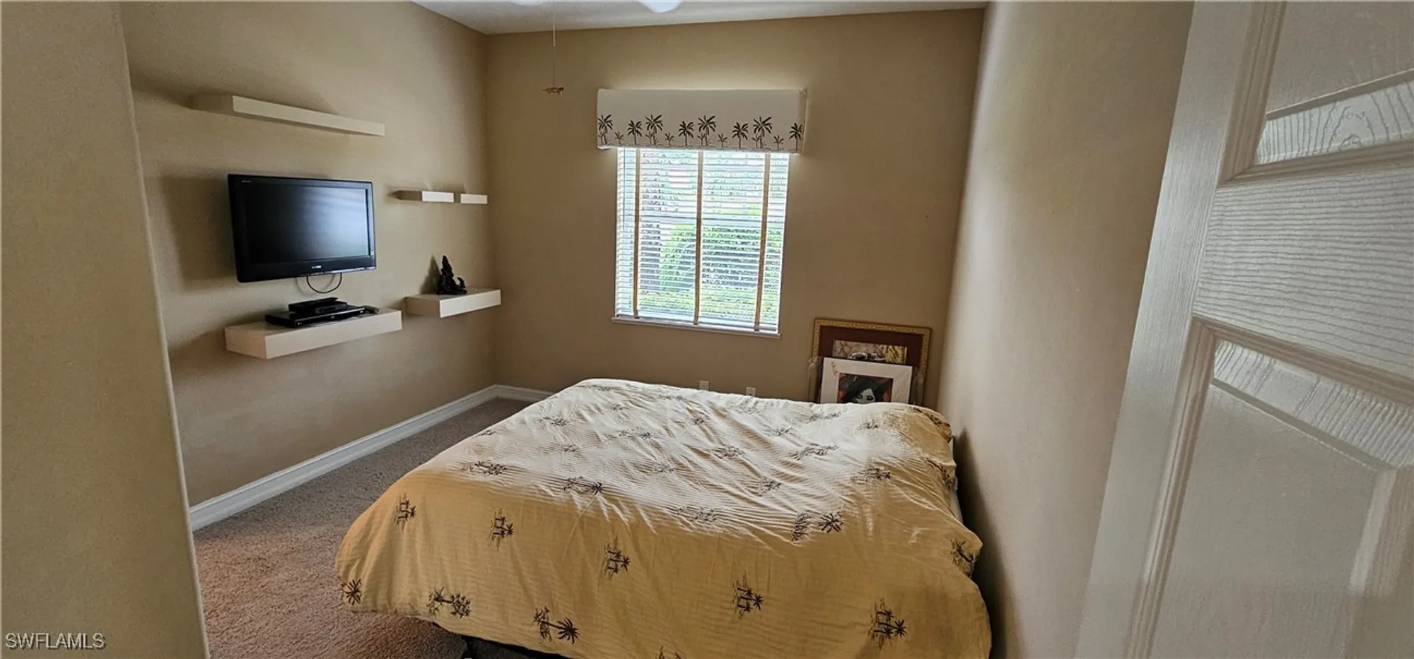 Property Slideshow image 33 of 35 | 10517 bellagio dr, Fort Myers, FL, 33913