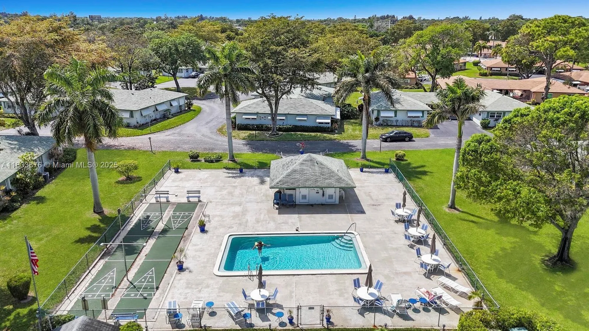 Property Slideshow image 28 of 29 | 841 meadowlark ln, Delray Beach, FL, 33445