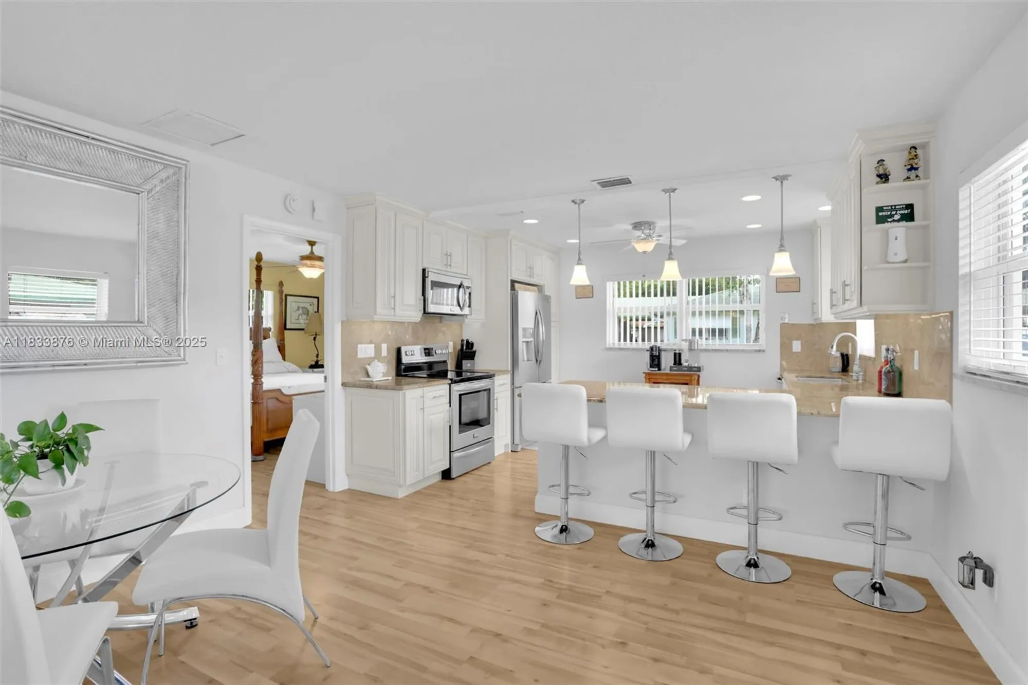 Property Slideshow image 4 of 29 | 841 meadowlark ln, Delray Beach, FL, 33445