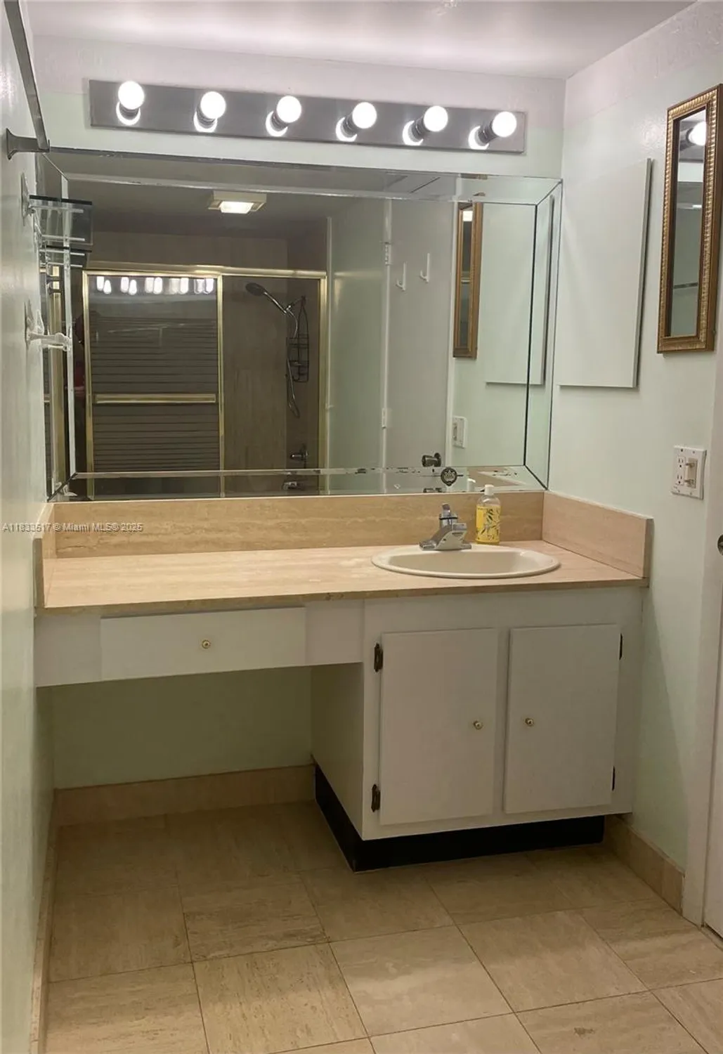 Property Slideshow image 17 of 20 | 1201 s ocean dr 318s, Hollywood, FL, 33019