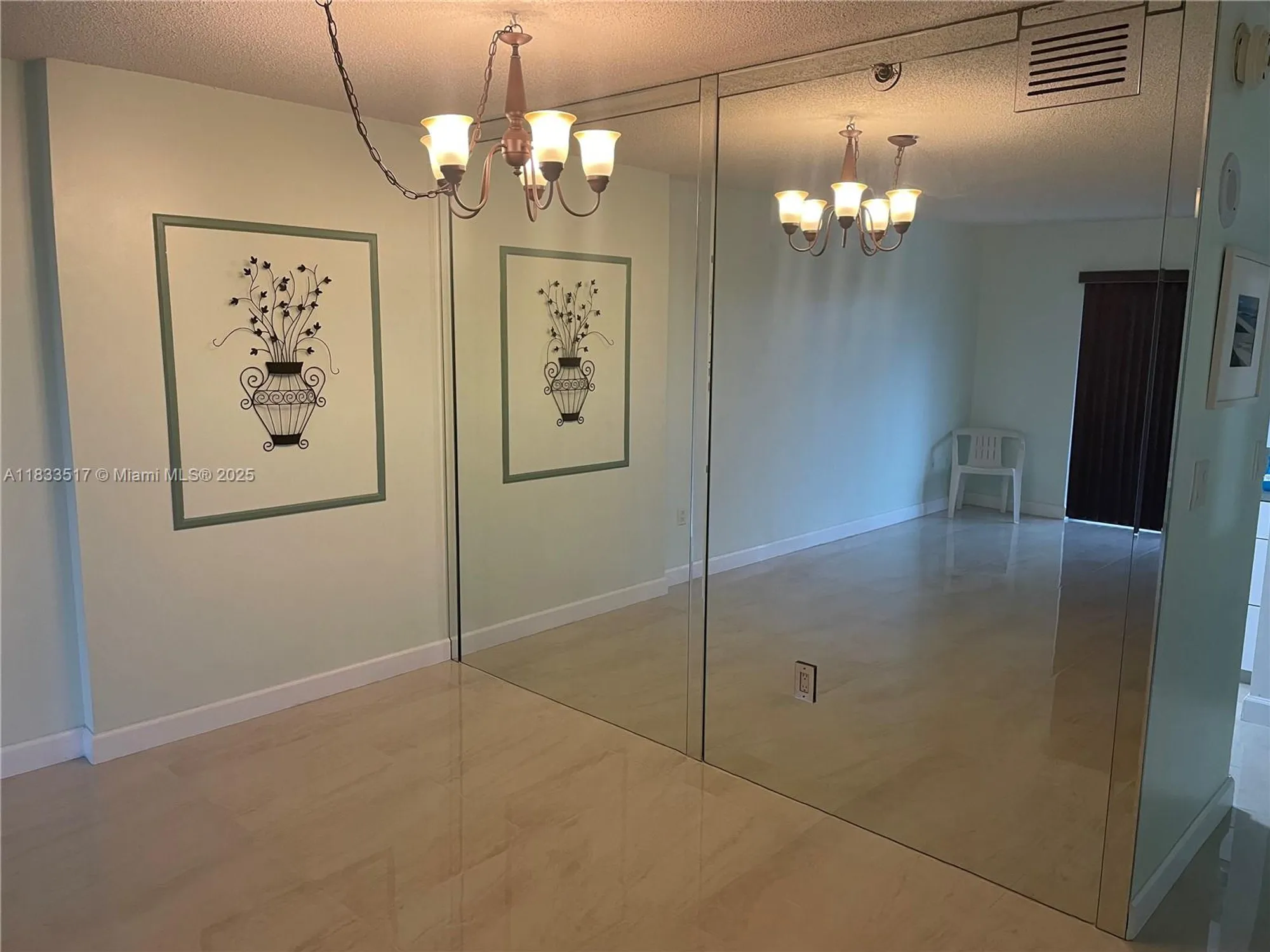 Property Slideshow image 13 of 20 | 1201 s ocean dr 318s, Hollywood, FL, 33019