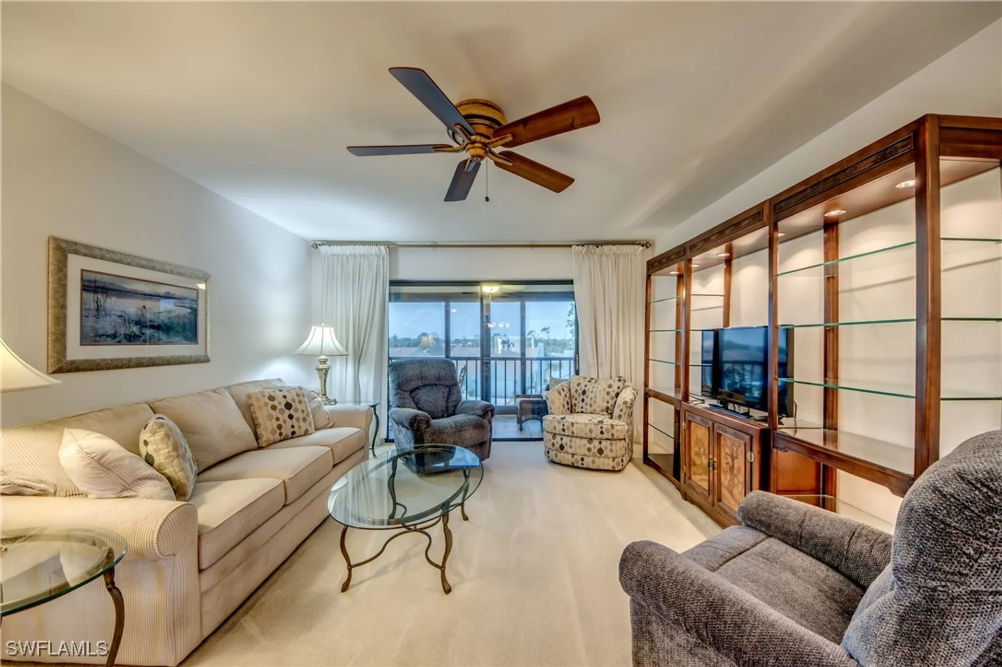Property Slideshow image 8 of 24 | 11060 caravel cir 309, Fort Myers, FL, 33908
