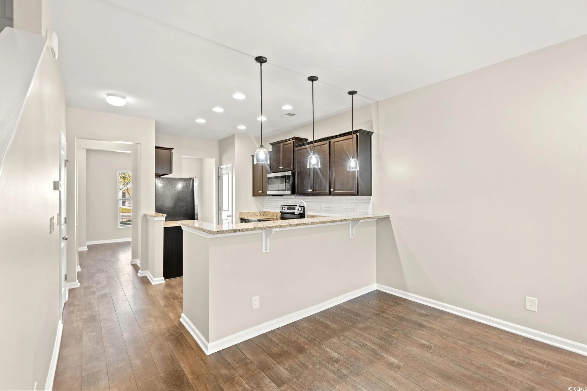 Property Slideshow image 9 of 29 | 261 castle dr # 261, Myrtle Beach, SC, 29579