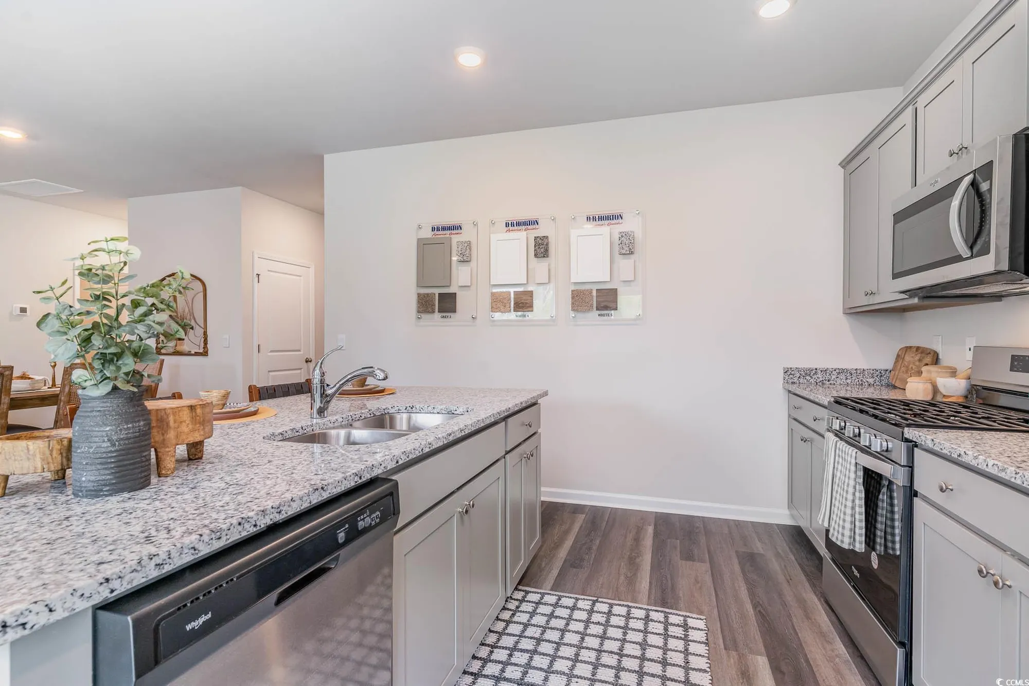 Property Slideshow image 4 of 20 | 526 sagebrush st, Myrtle Beach, SC, 29588