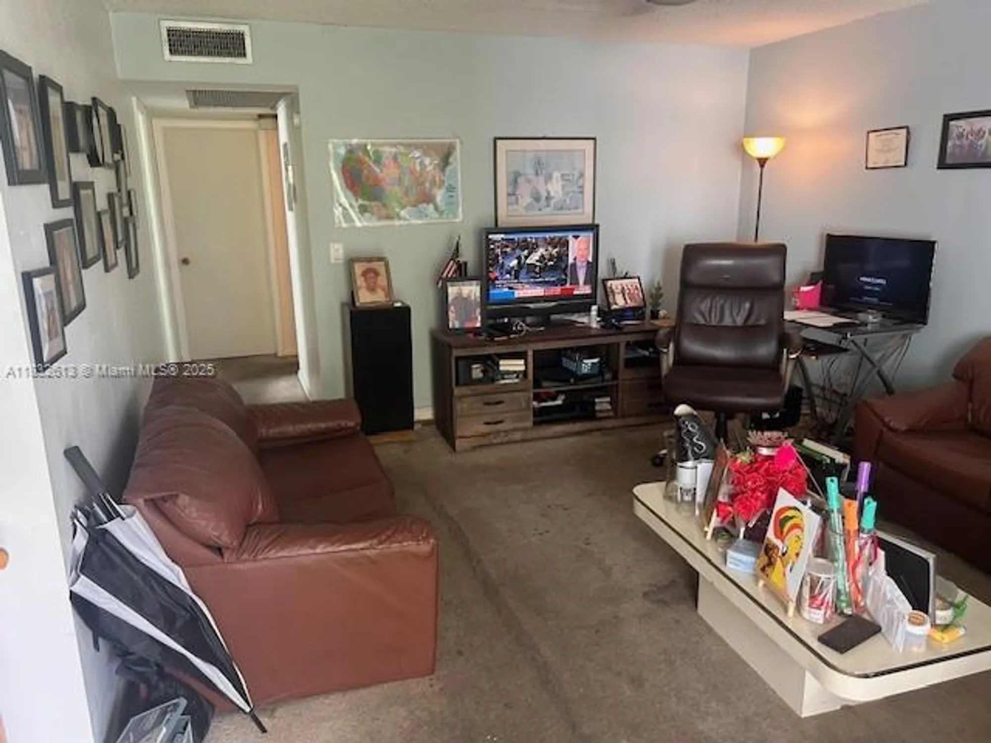 Property Slideshow image 2 of 22 | 367 sheffield o o, West Palm Beach, FL, 33417