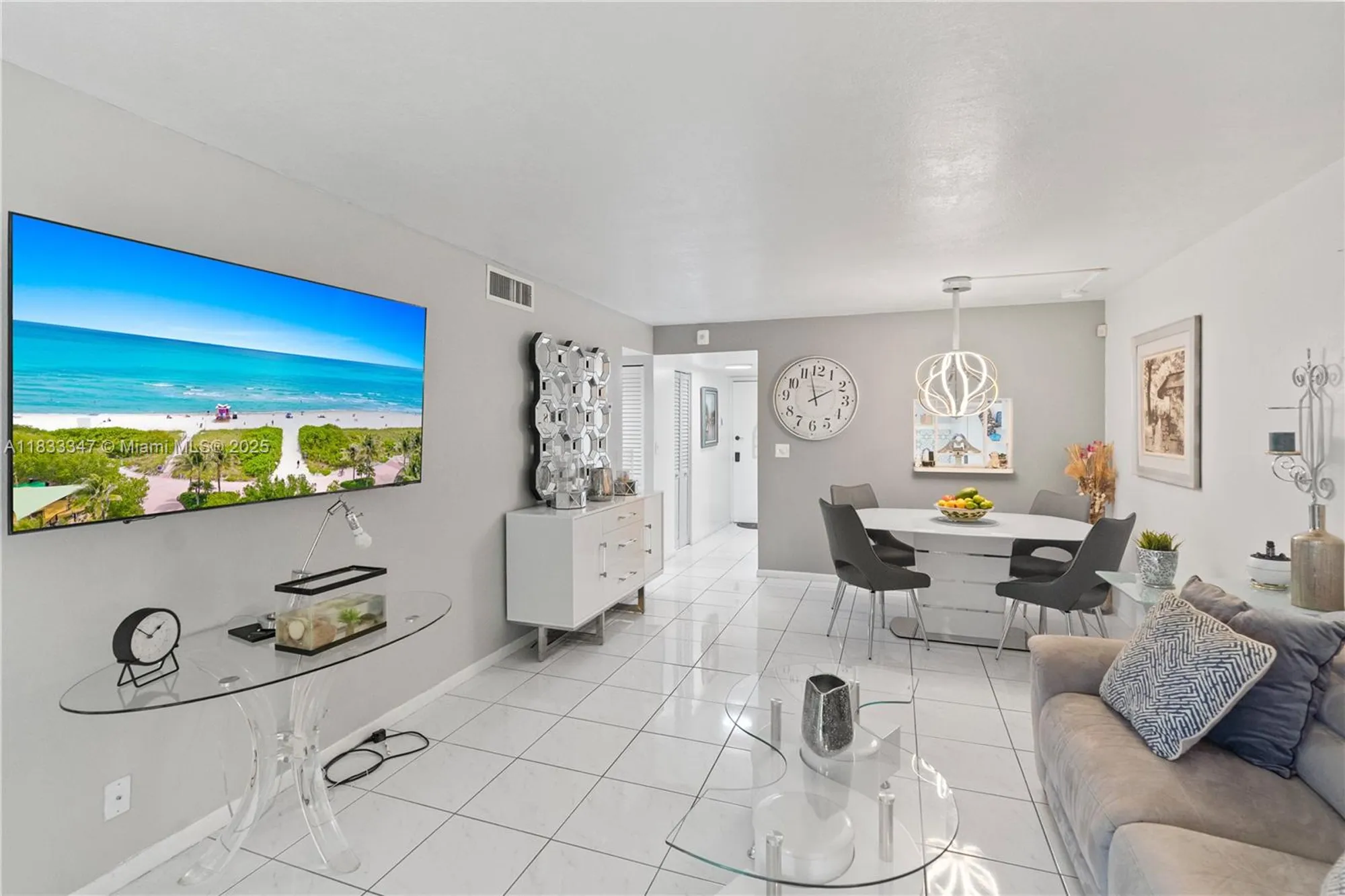 Property Slideshow image 5 of 28 | 8150 w mcnab rd apt 104, Tamarac, FL, 33321