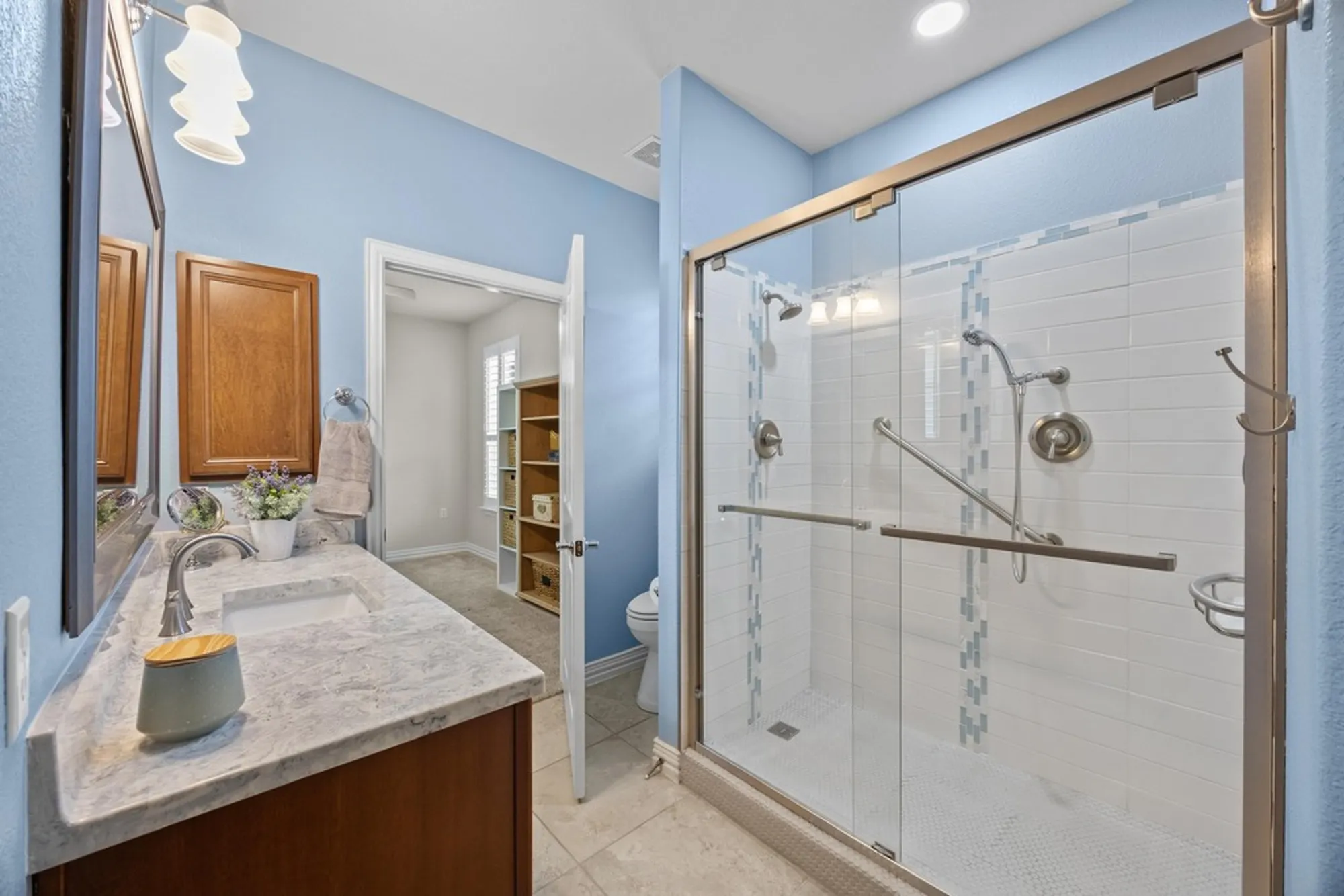 Property Slideshow image 18 of 36 | 310 pipe creek ln, Georgetown, TX, 78633