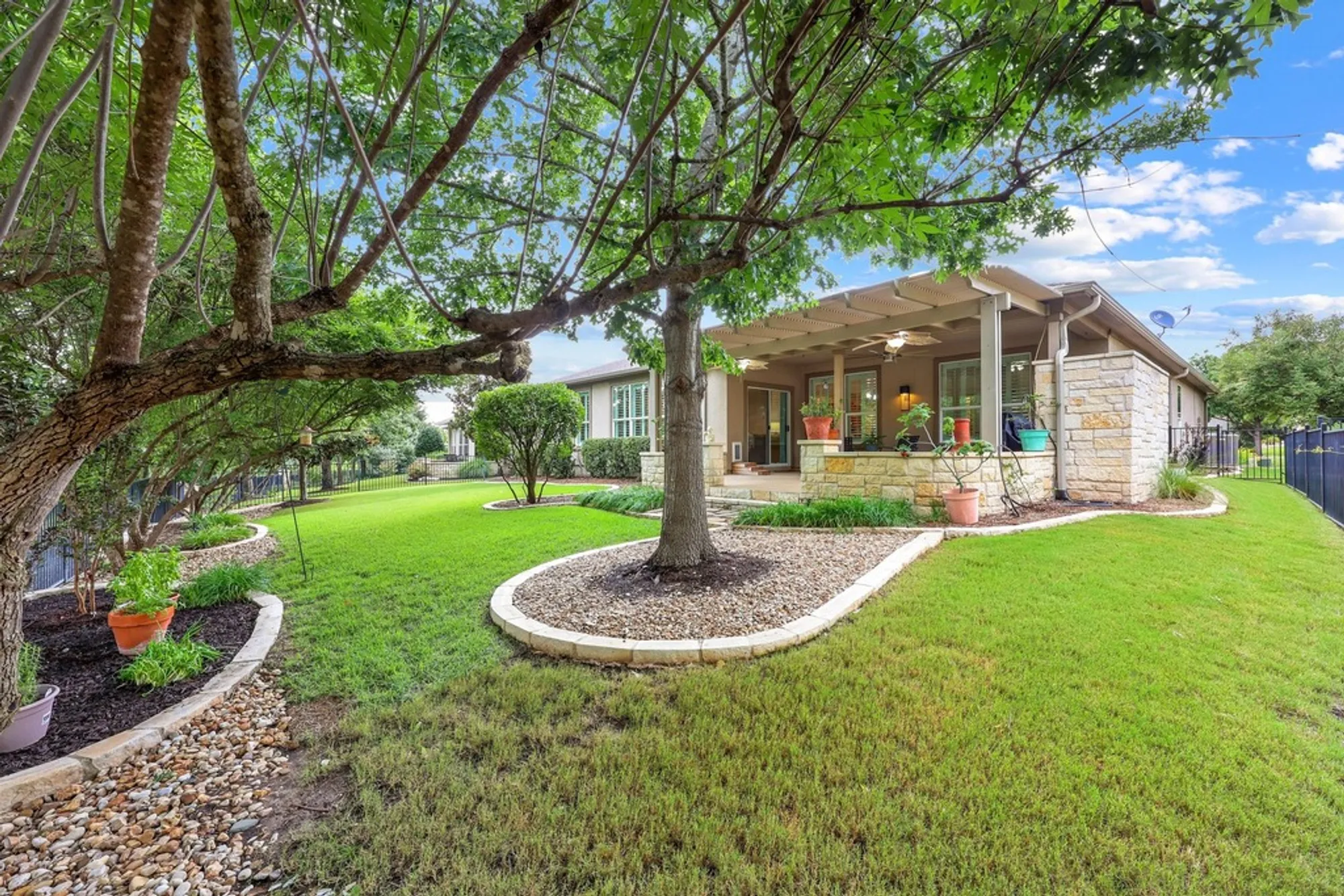 Property Slideshow image 29 of 36 | 310 pipe creek ln, Georgetown, TX, 78633