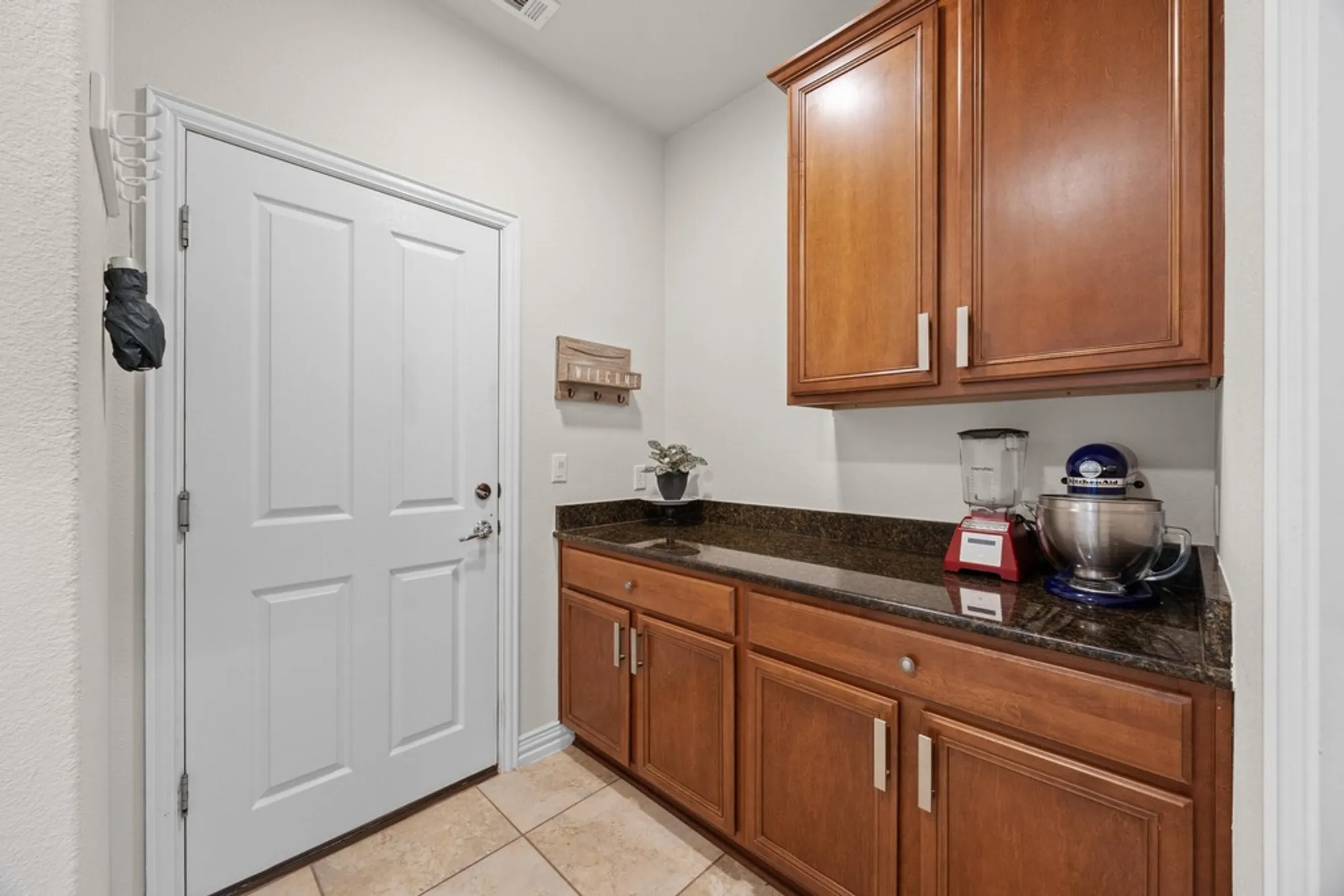 Property Slideshow image 20 of 36 | 310 pipe creek ln, Georgetown, TX, 78633