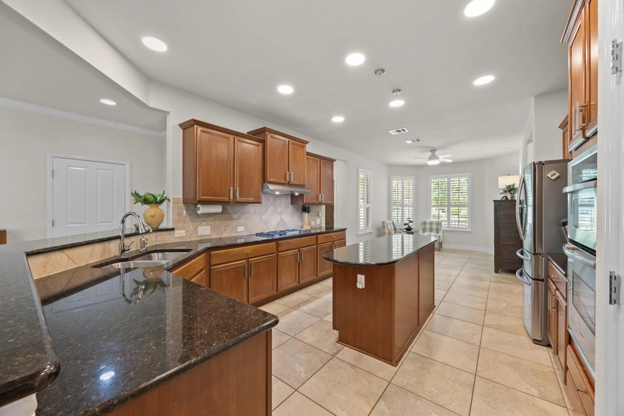 Property Slideshow image 4 of 36 | 310 pipe creek ln, Georgetown, TX, 78633