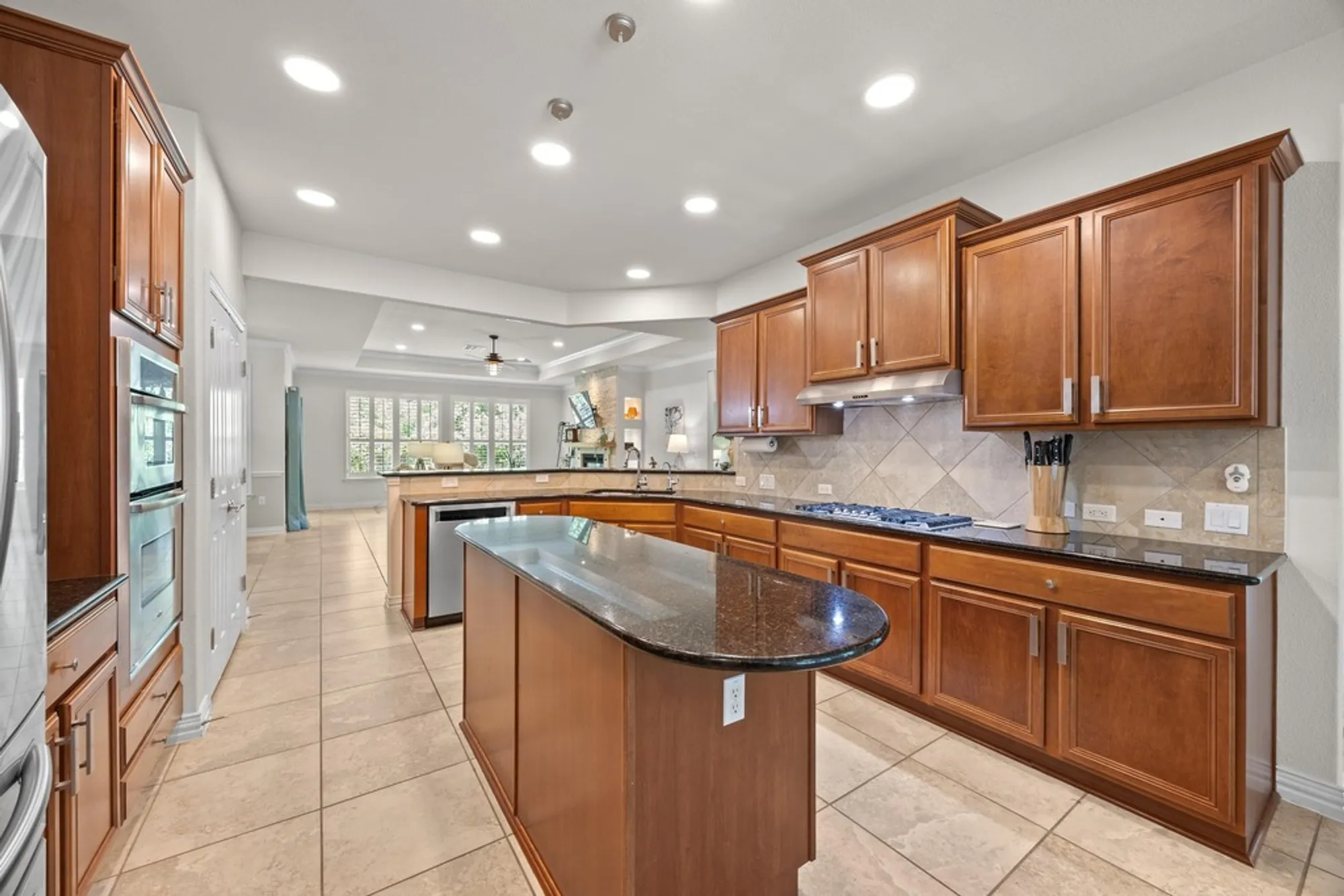 Property Slideshow image 6 of 36 | 310 pipe creek ln, Georgetown, TX, 78633