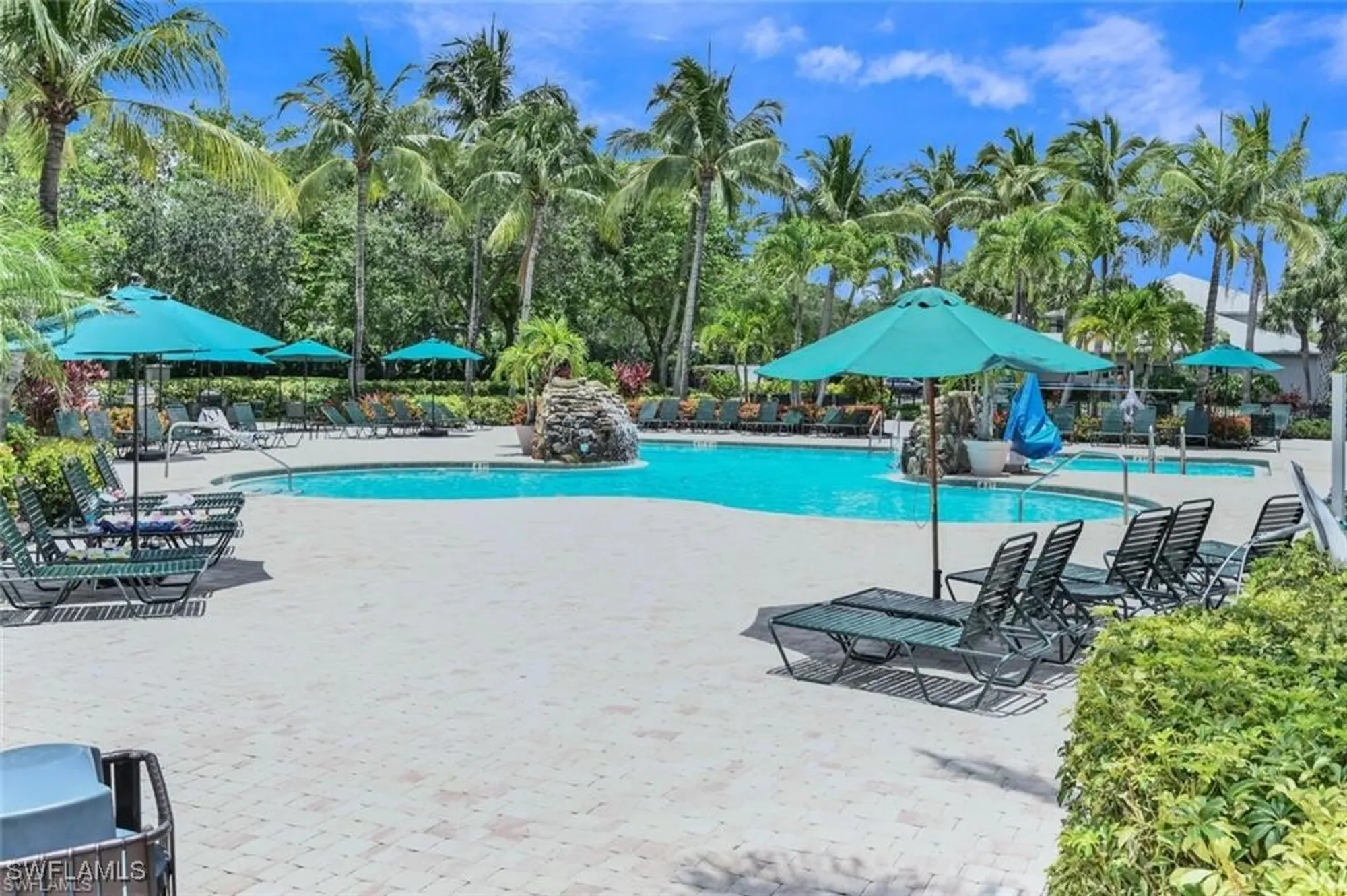 Property Slideshow image 18 of 30 | 7880 mahogany run ln 1614, Naples, FL, 34113