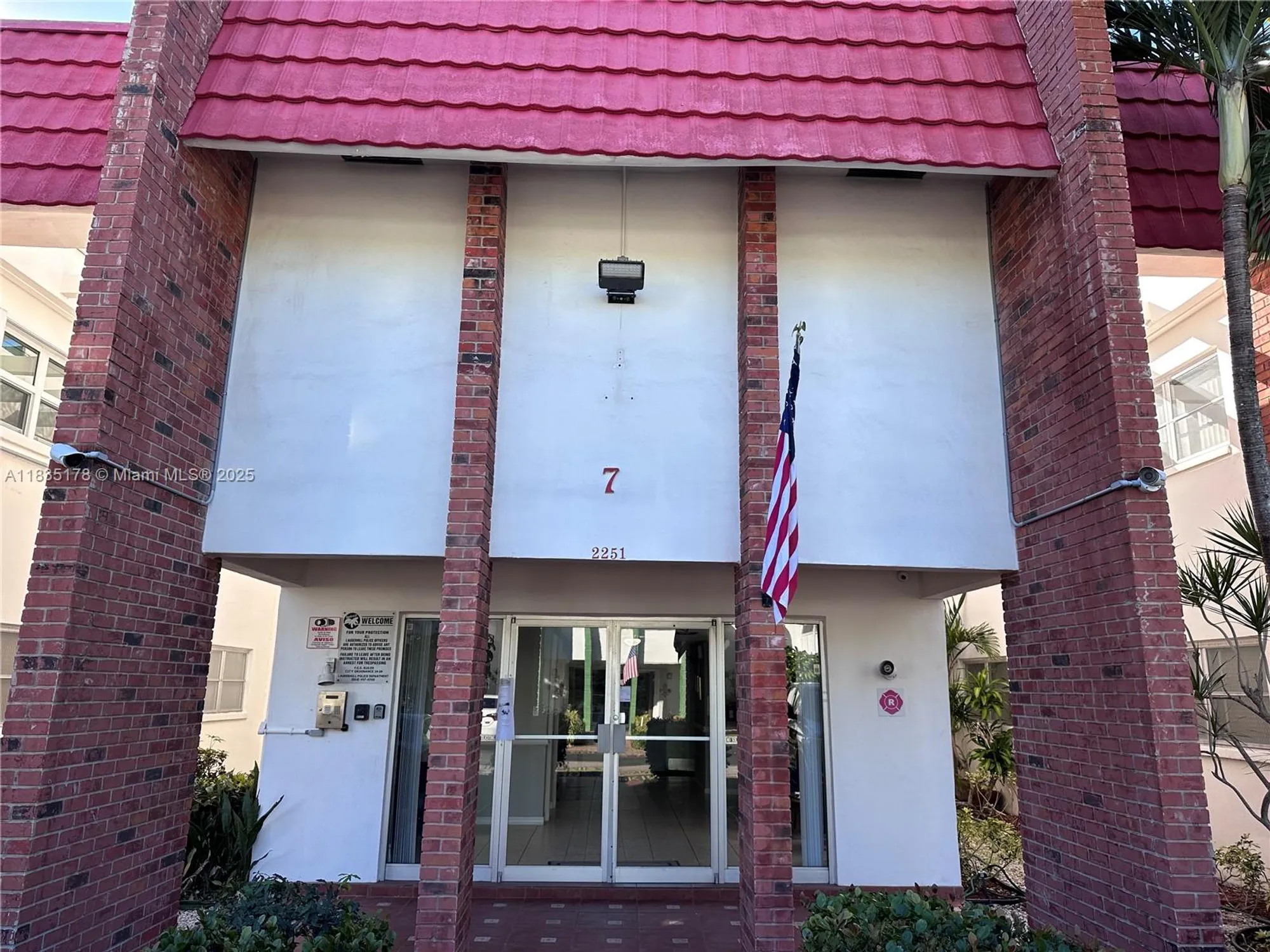 Property Slideshow image 20 of 23 | 2251 nw 48th ter apt 214, Lauderhill, FL, 33313