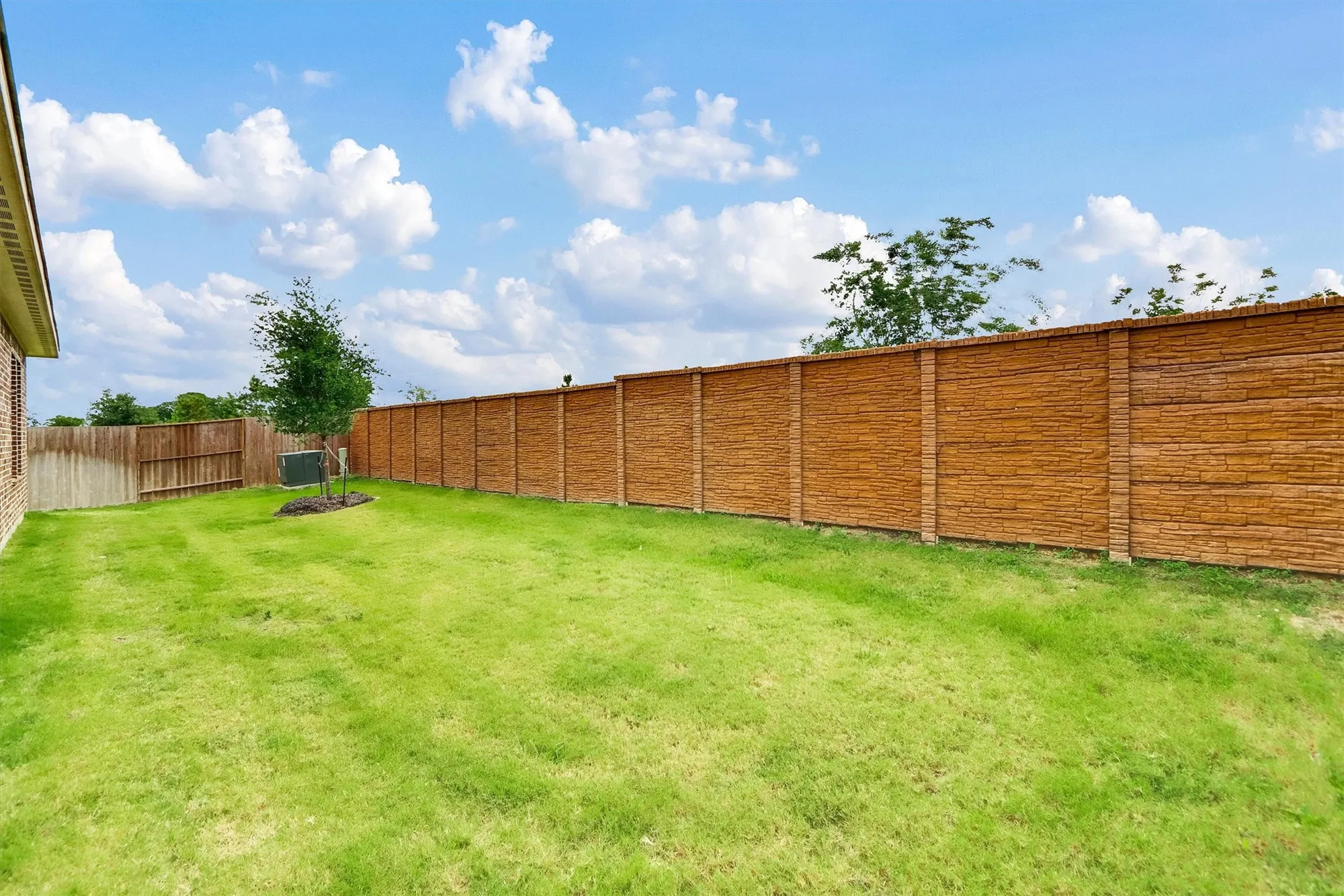 Property Slideshow image 23 of 24 | 5714 caracara st, Manvel, TX, 77578