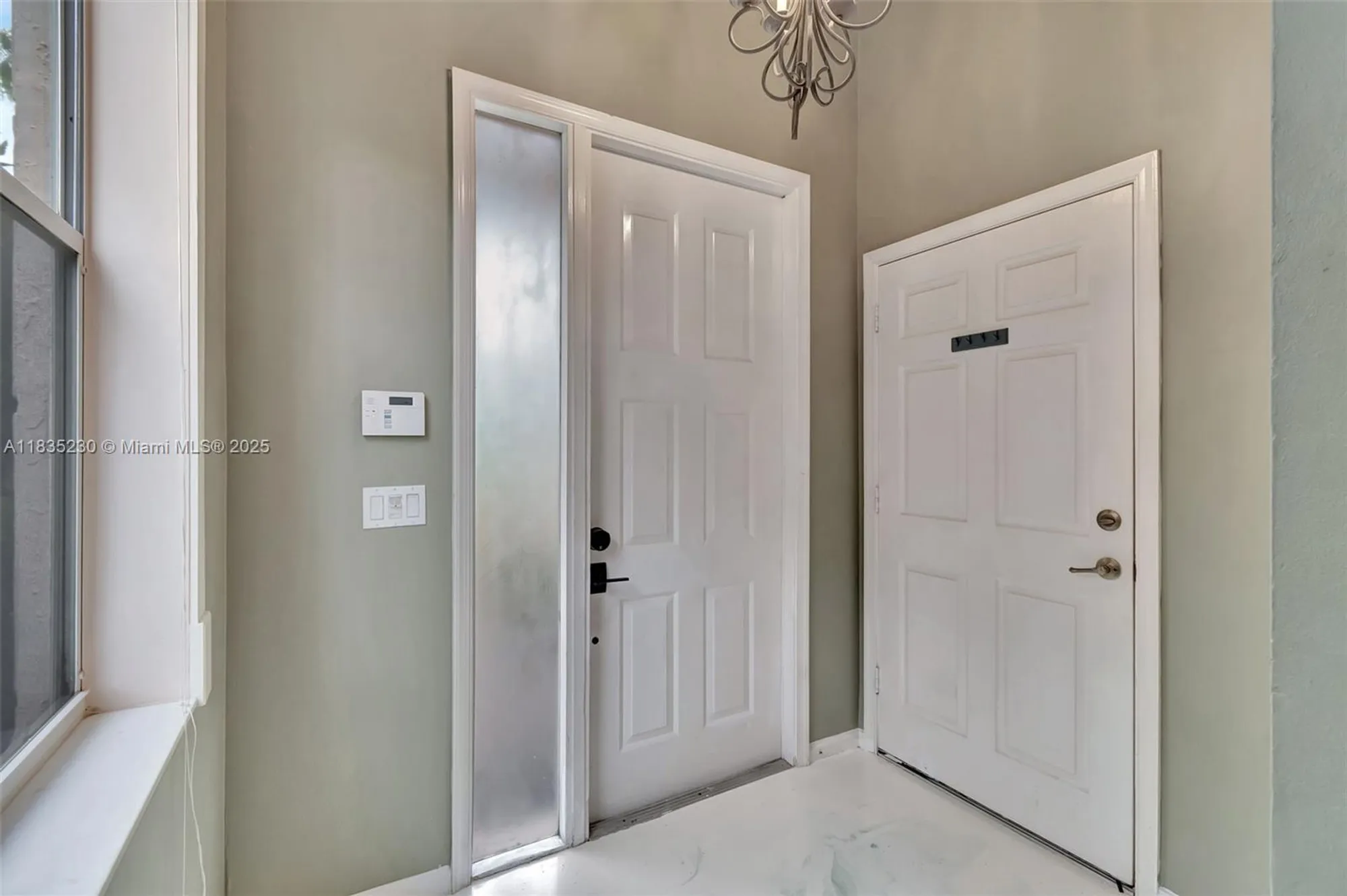 Property Slideshow image 2 of 82 | 8018 aberdeen dr 202, Boynton Beach, FL, 33472