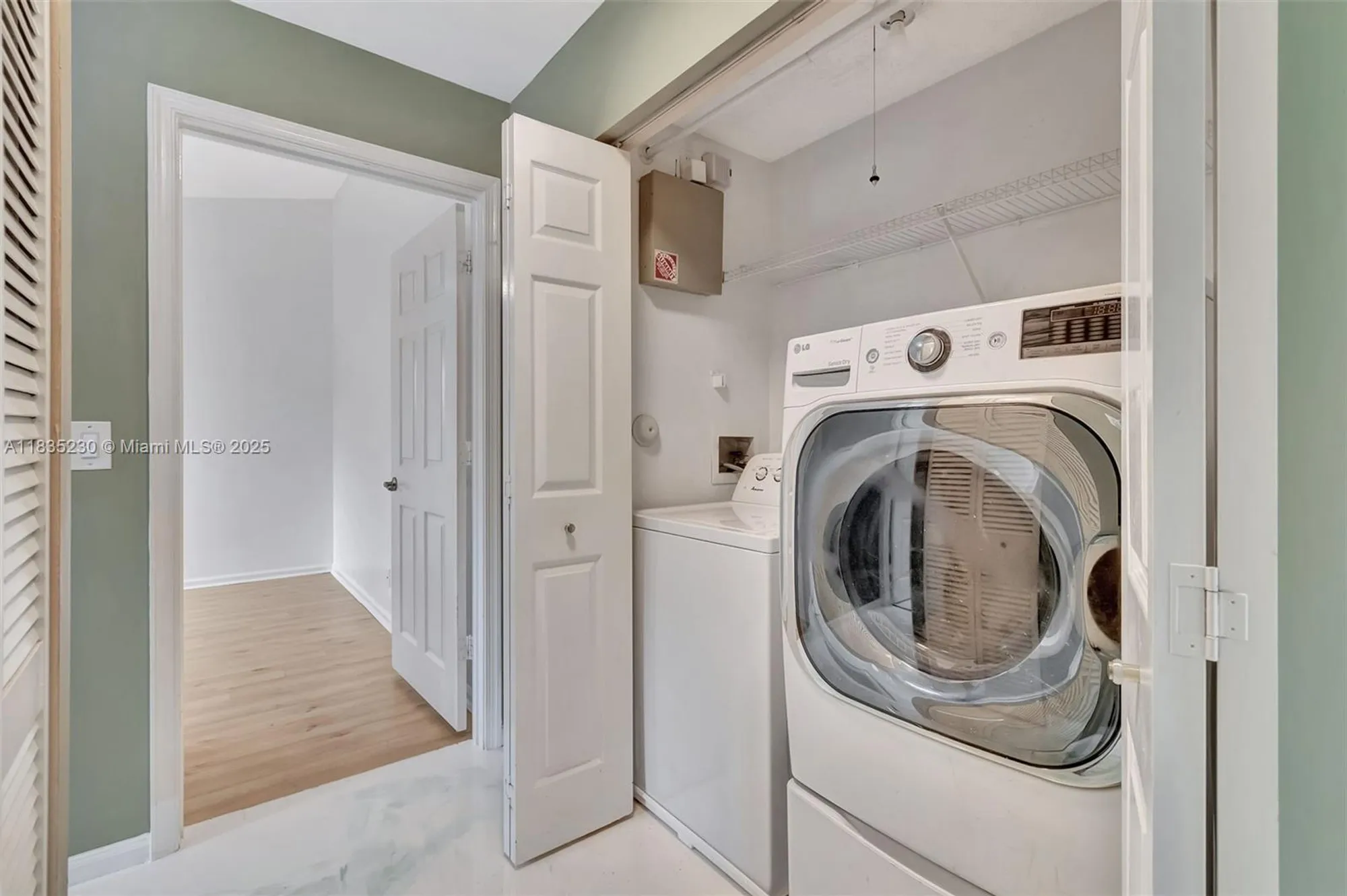 Property Slideshow image 31 of 82 | 8018 aberdeen dr 202, Boynton Beach, FL, 33472